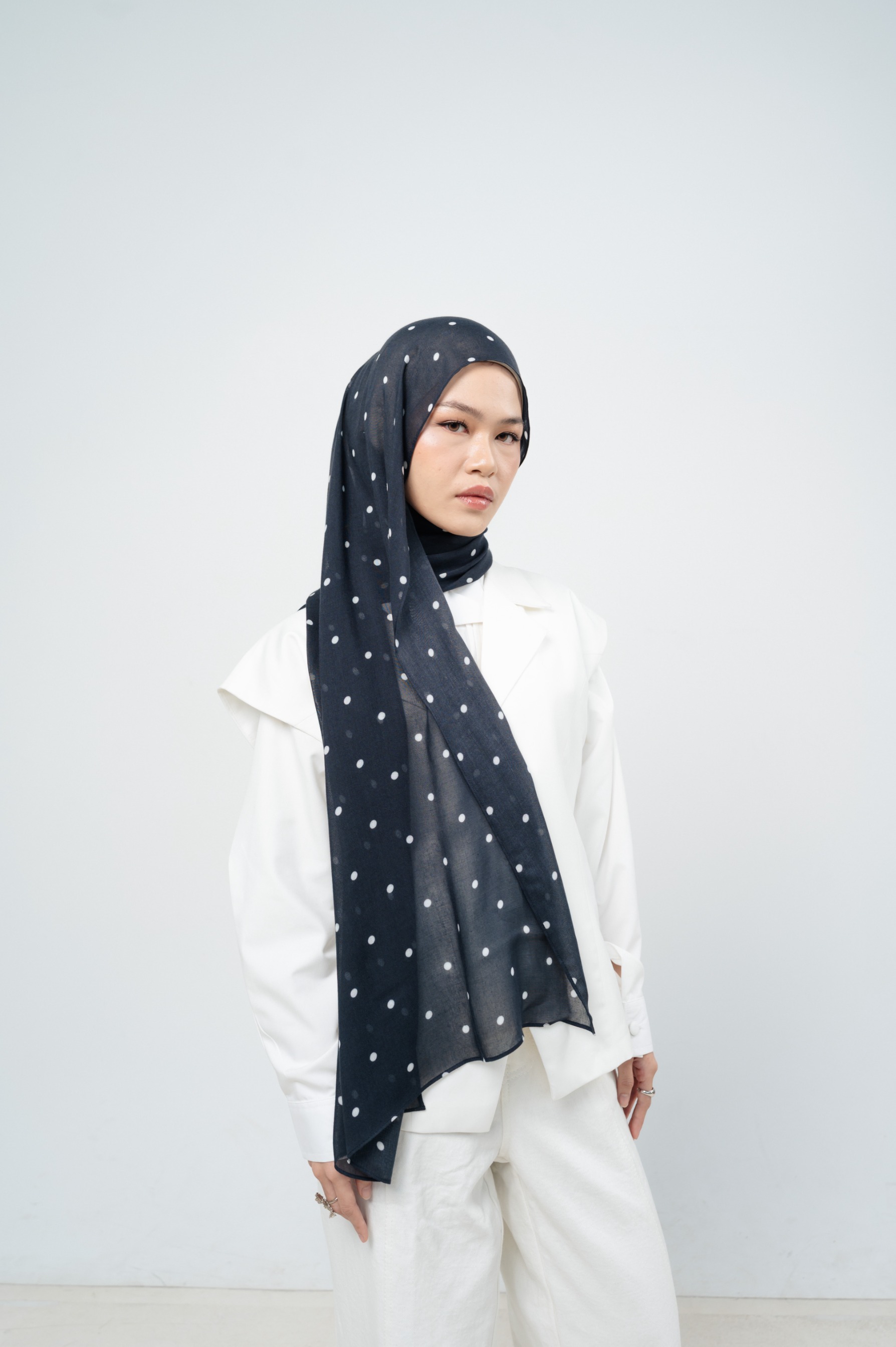 Polkadot Scarf Monochrome | Pashmina Printed Modals