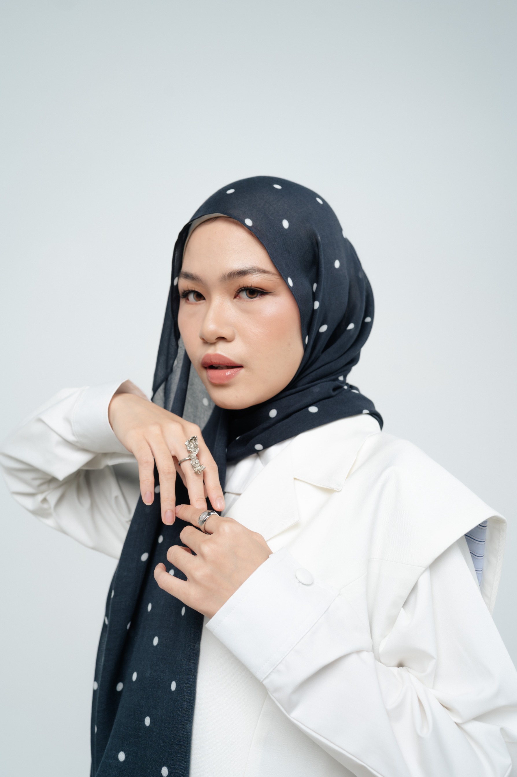 Polkadot Scarf Monochrome | Pashmina Printed Modals