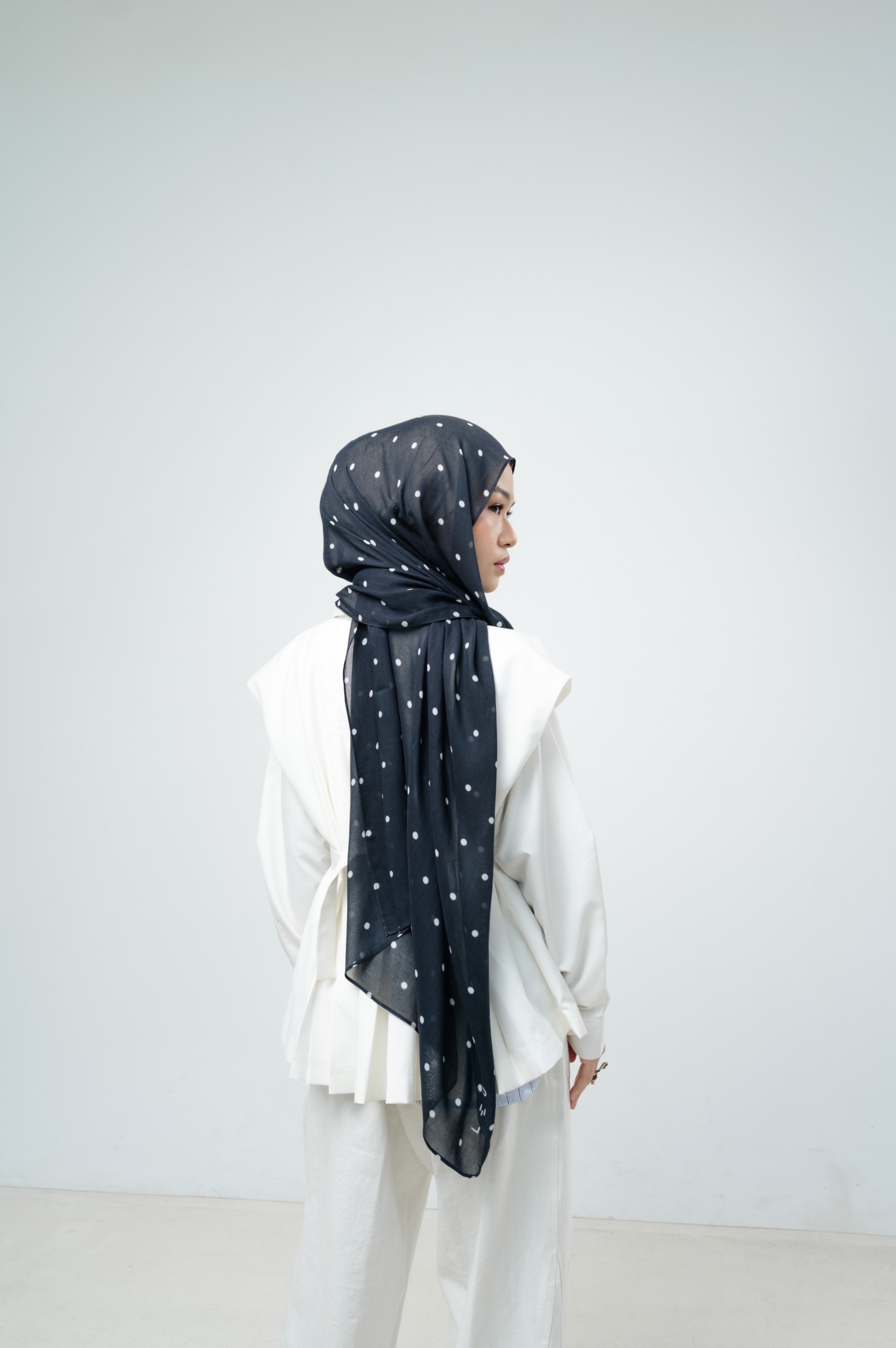 Polkadot Scarf Monochrome | Pashmina Printed Modals
