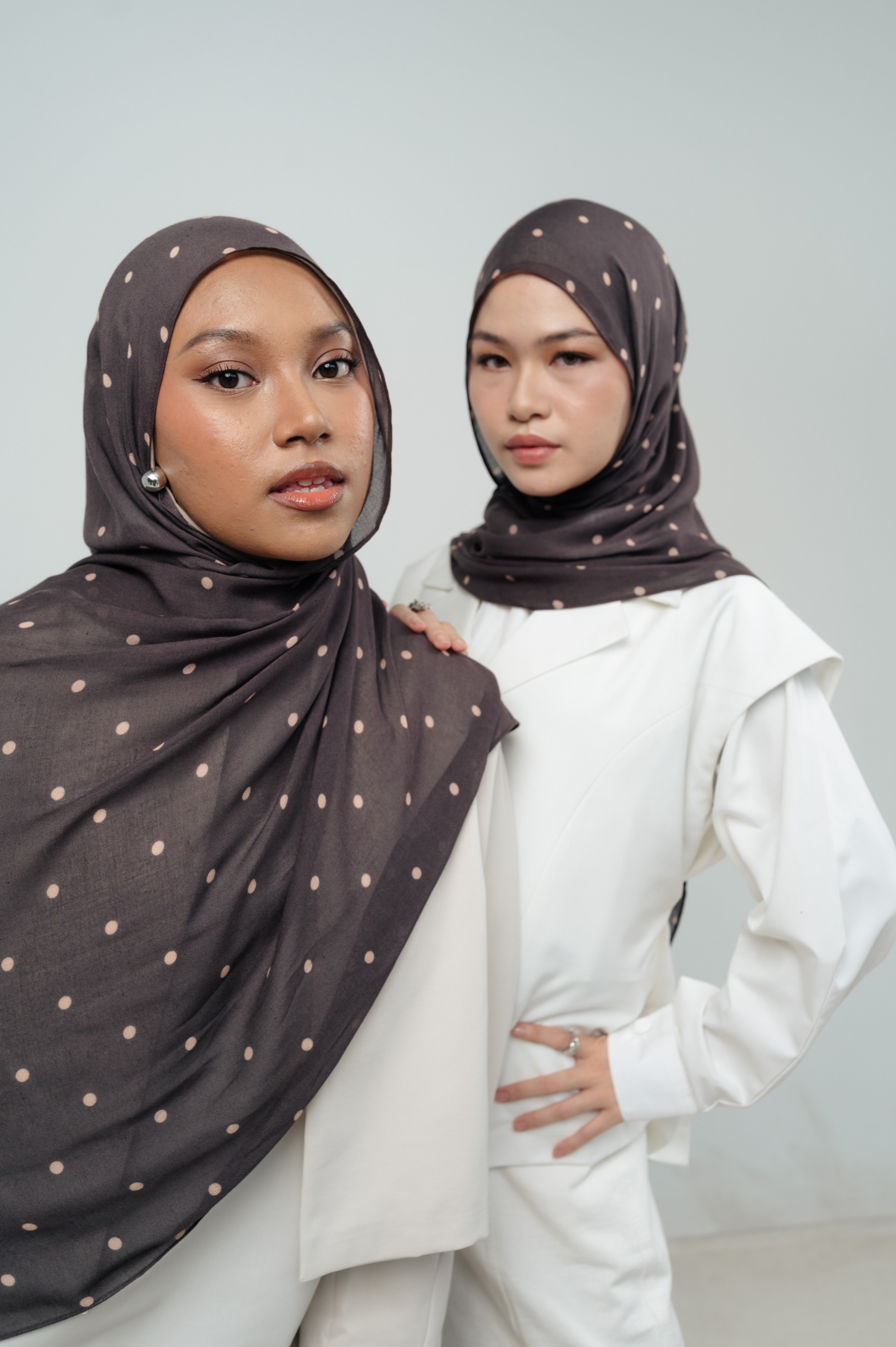Polkadot Scarf Cocoa Pop | Pashmina Printed Modals