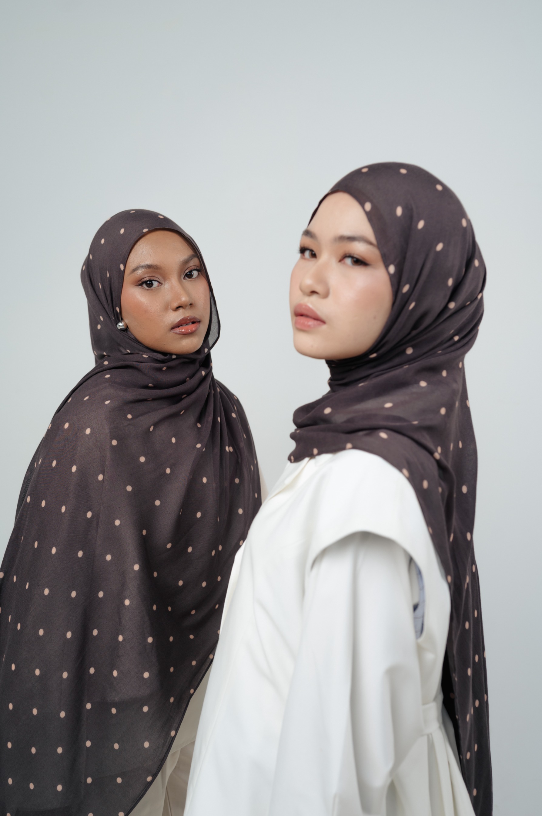 Polkadot Scarf Cocoa Pop | Pashmina Printed Modals
