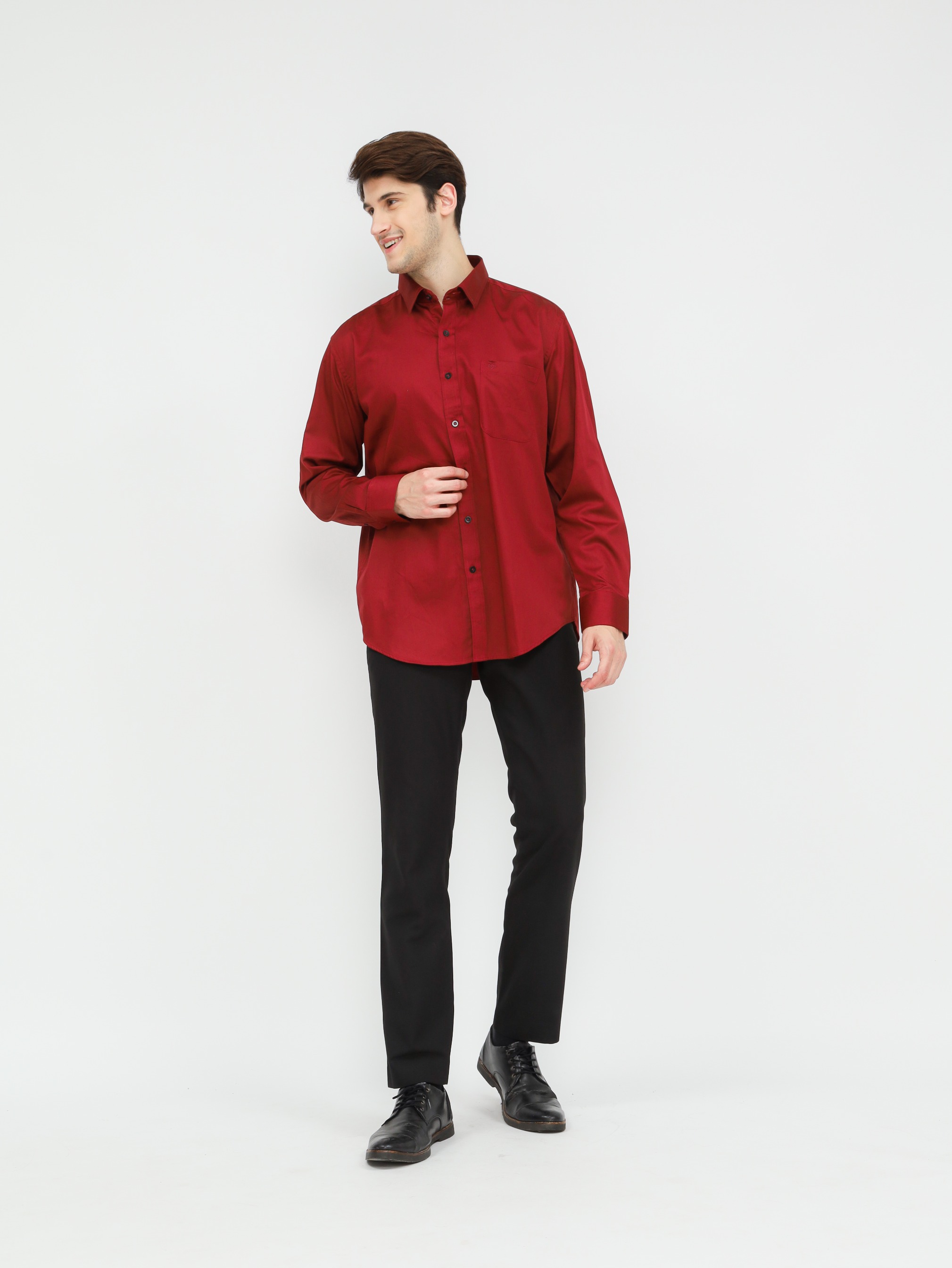 Kemeja Pria Lengan Panjang Reguler Fit Satin 