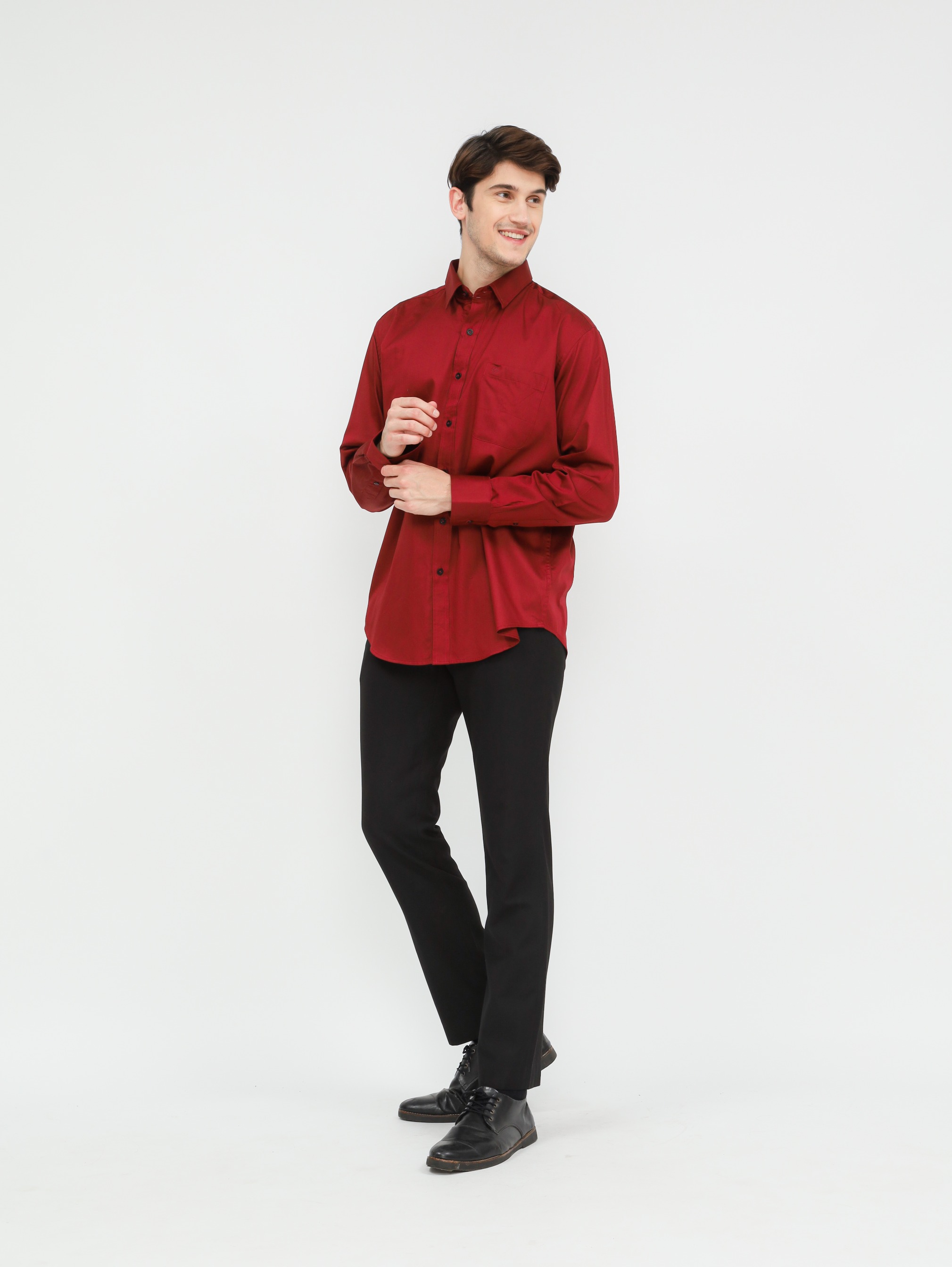 Kemeja Pria Lengan Panjang Reguler Fit Satin 