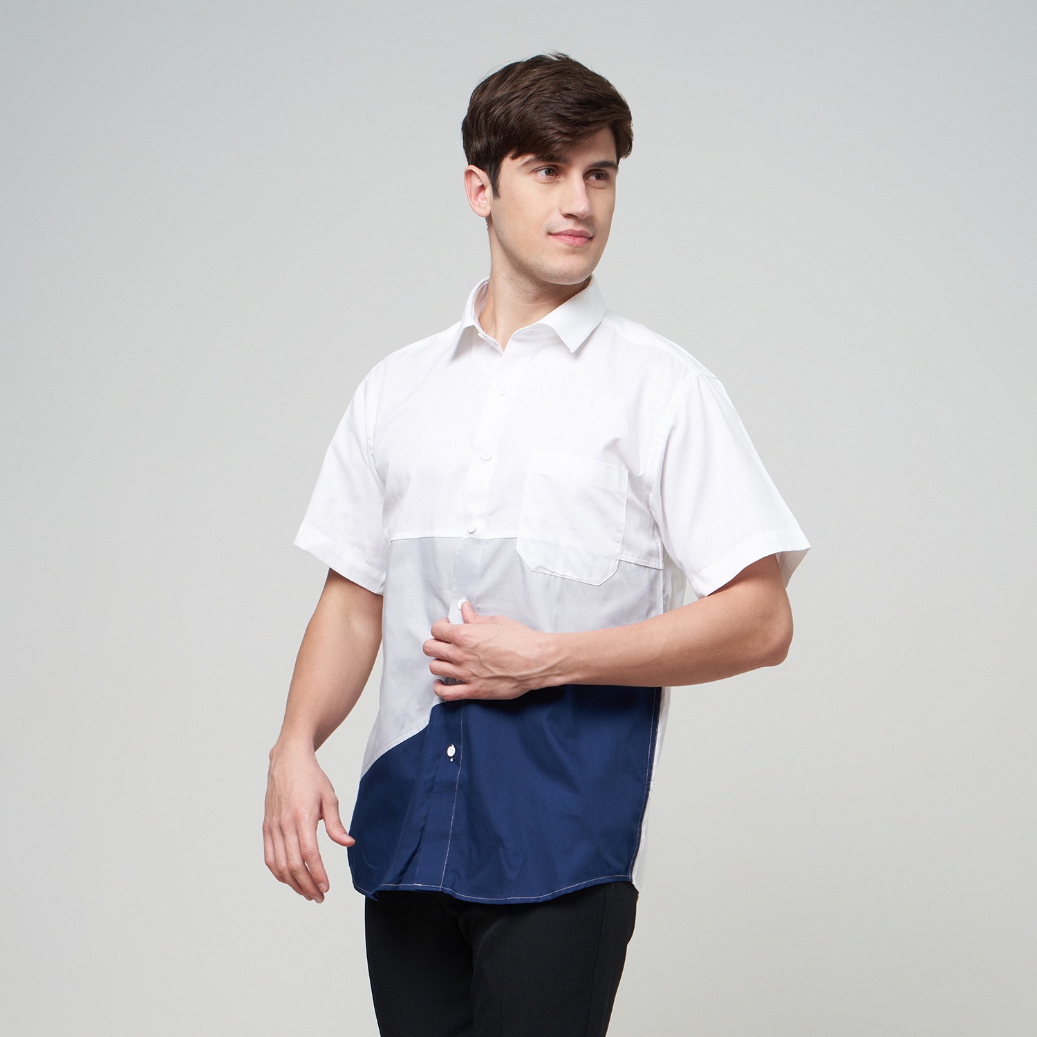 Kemeja Pria Lengan Pendek Casual Kombinasi Body Fit
