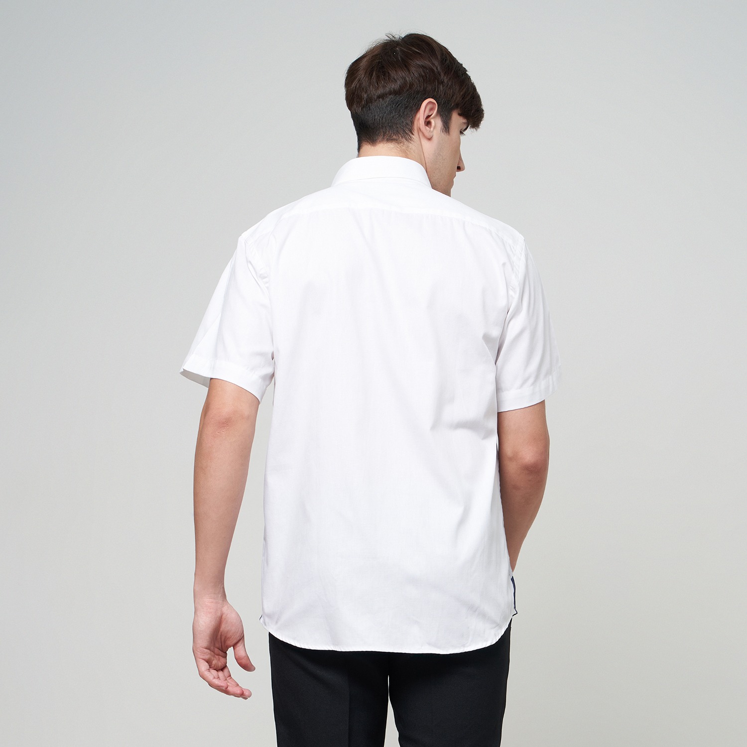 Kemeja Pria Lengan Pendek Casual Kombinasi Body Fit