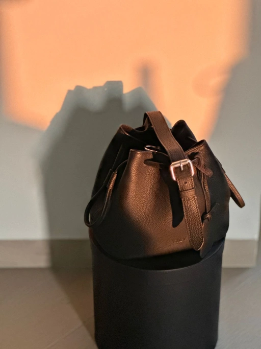 Image of ZEA (black)