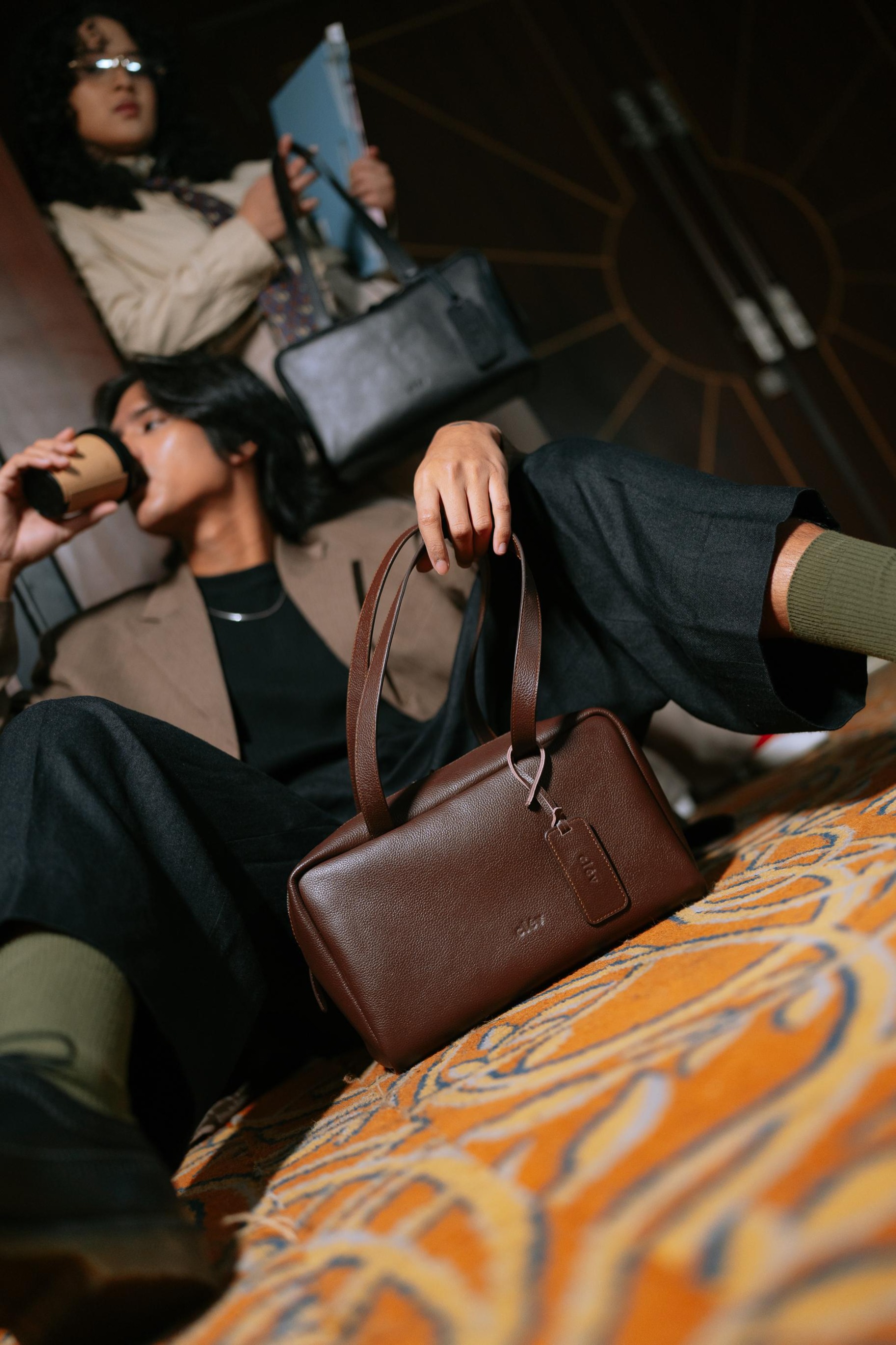 Geneva leather bag (coffee)
