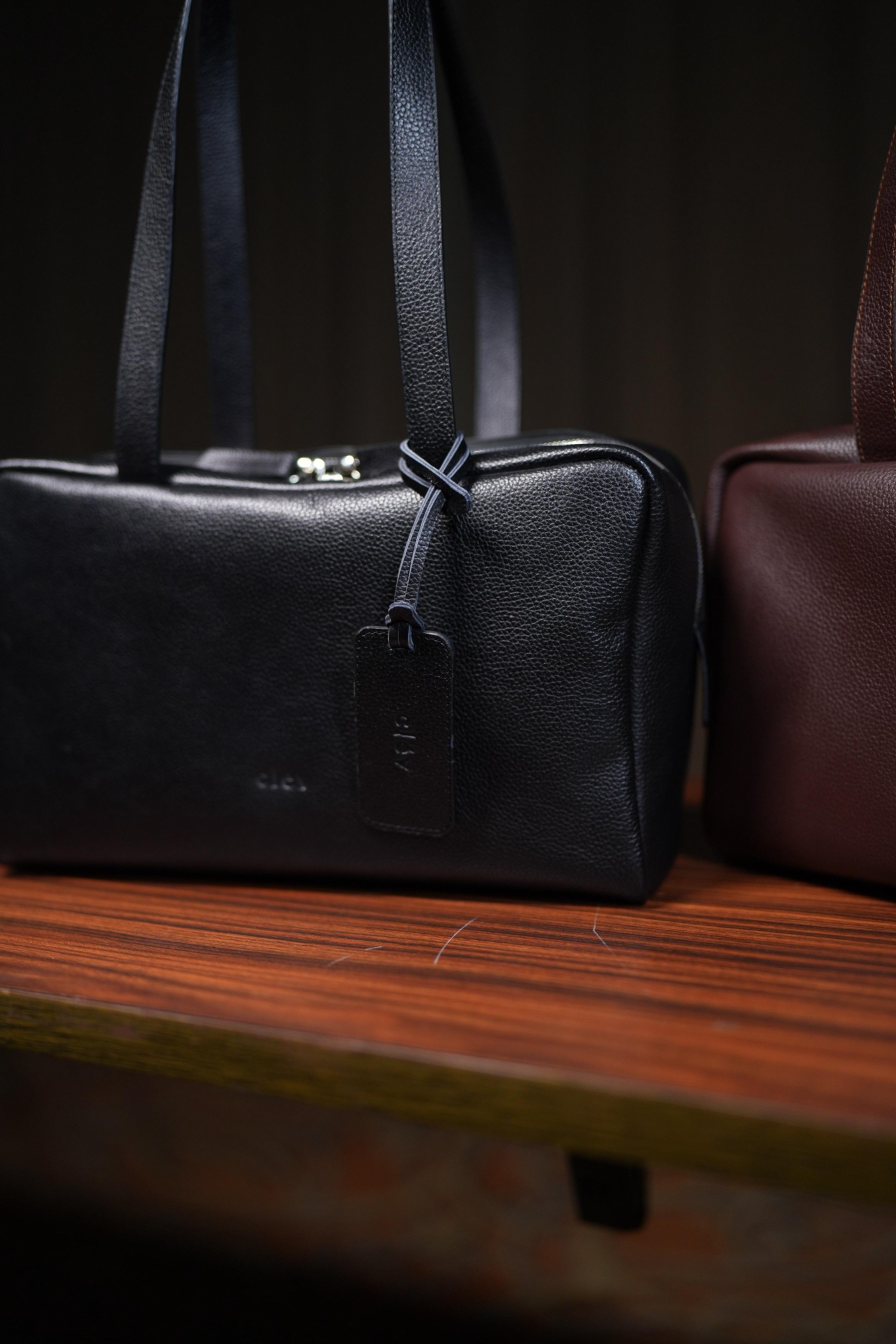 Geneva Leather bag (black)