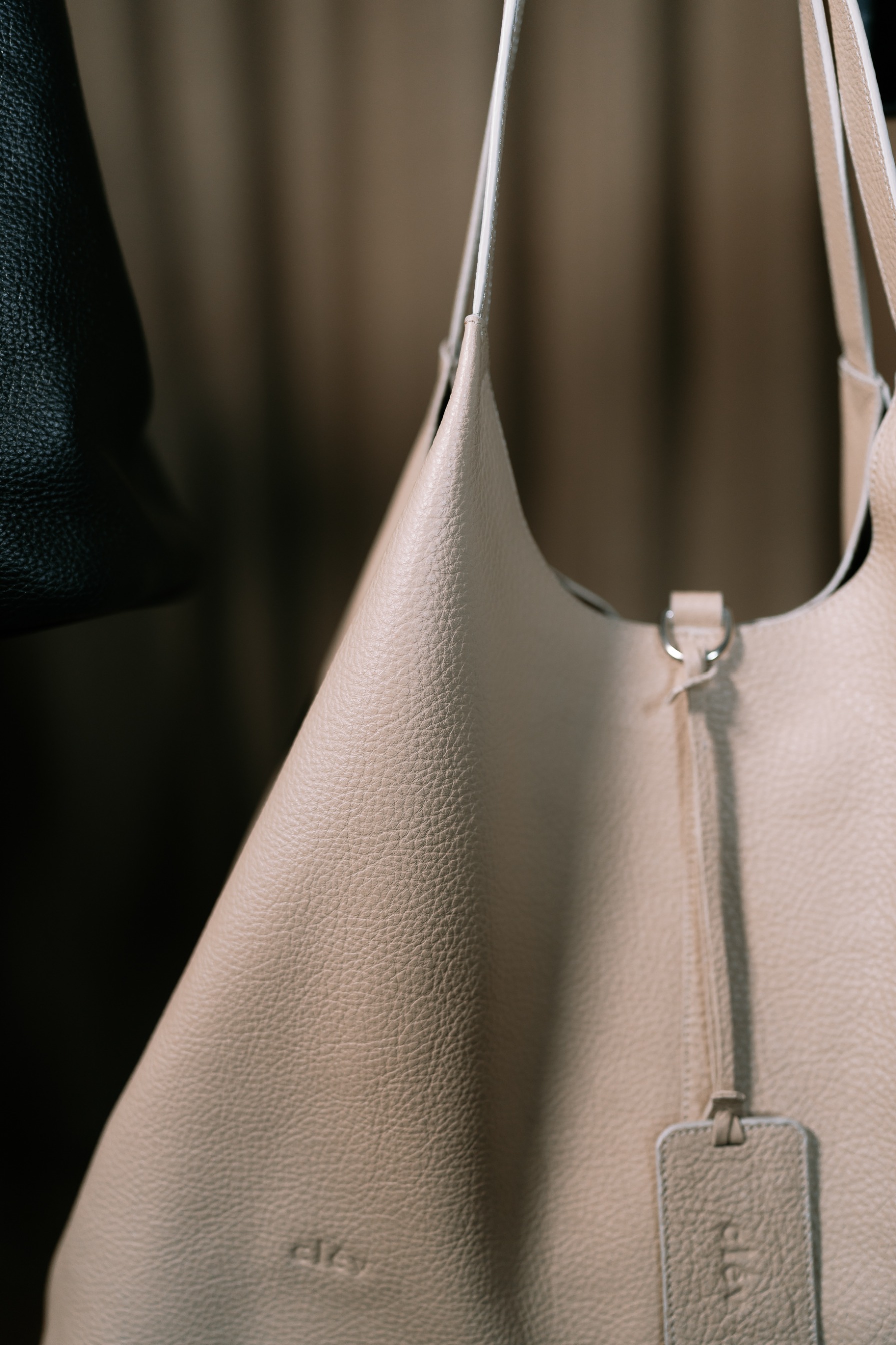 Kyna leather bag Large (beige)
