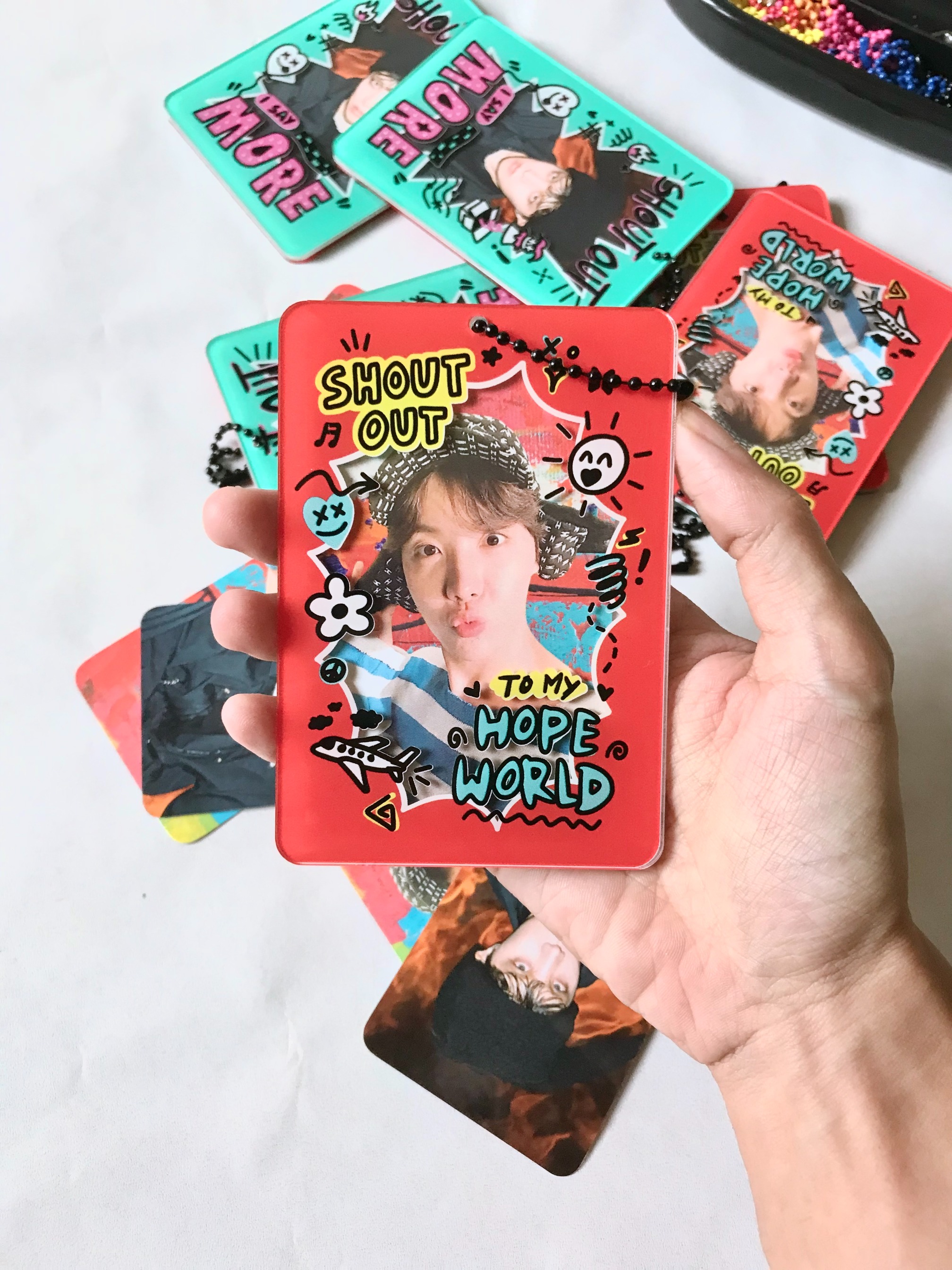 Shout Out - Photo Card Holder