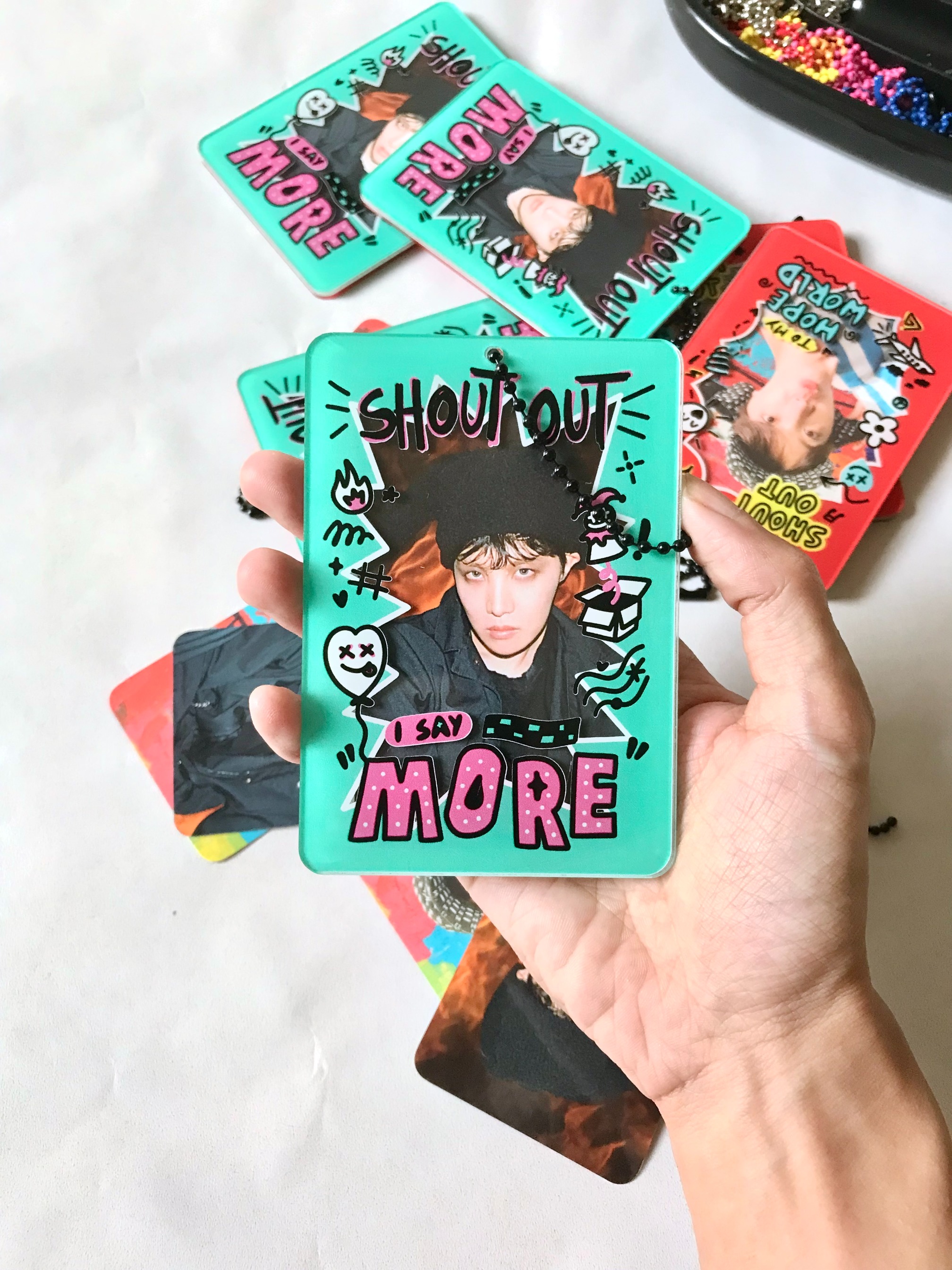 Shout Out - Photo Card Holder