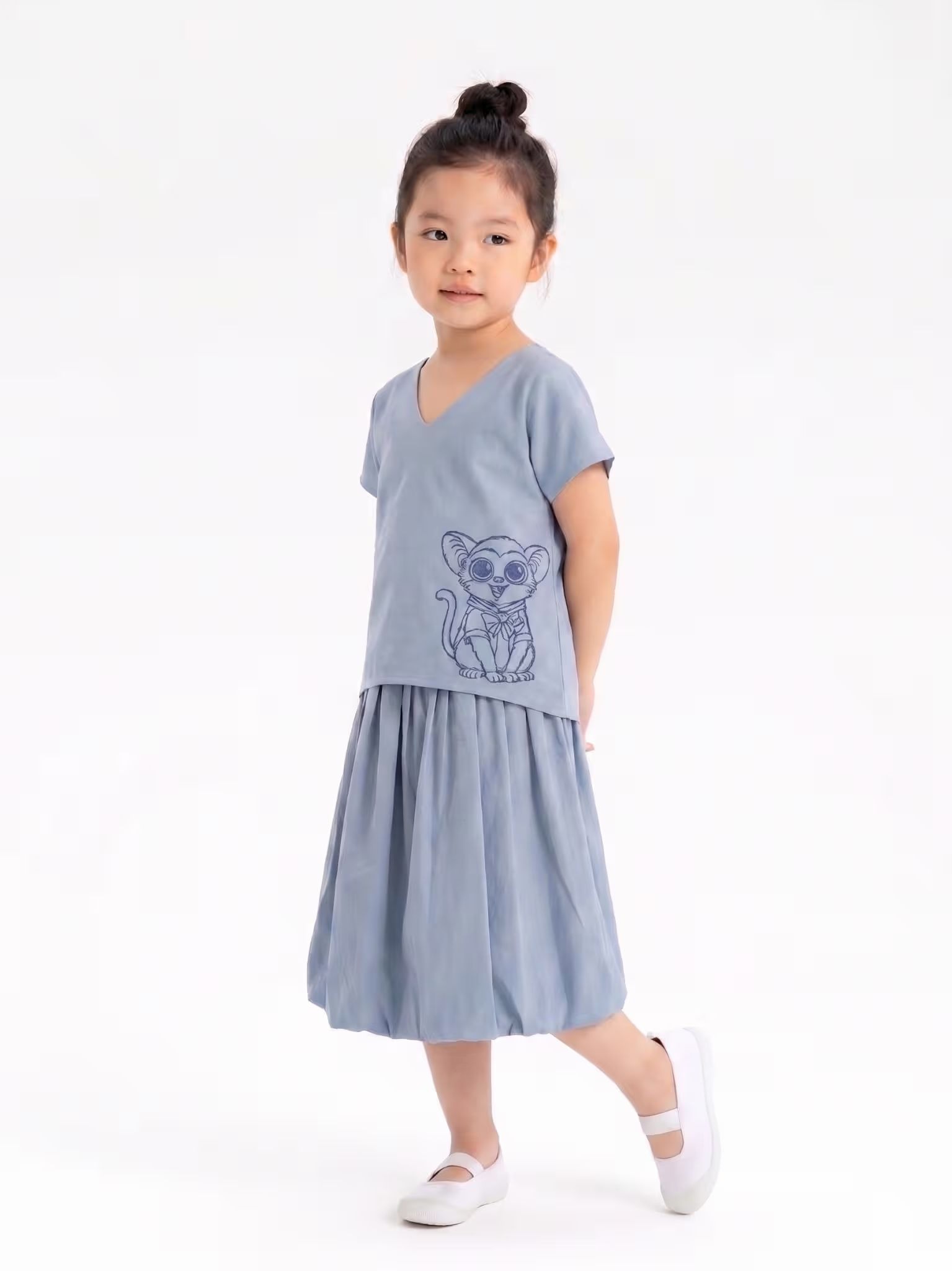 KEYTABEE | BAJU ANAK V-NECK LINEN KEYTABEE – KARAKTER BORDIR PREMIUM