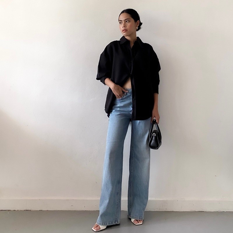 TOKART Ellie Shirt | Your Basic Collections