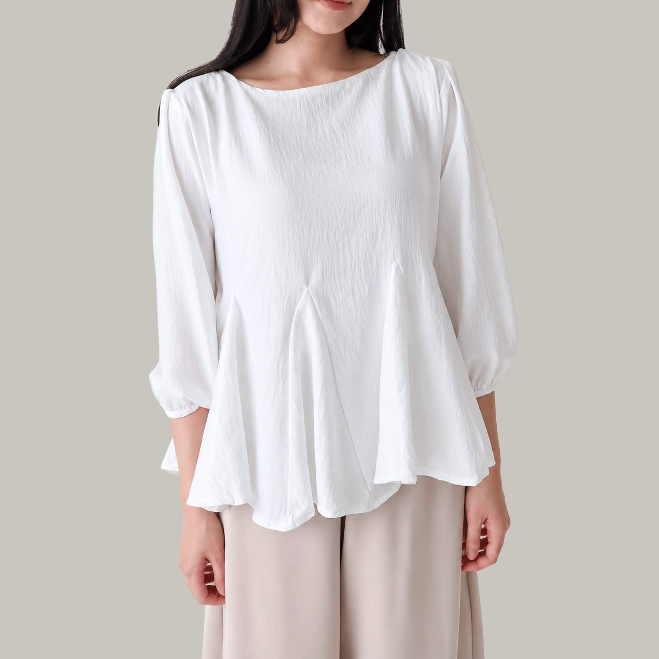 TO.KART Yuri Top | Flowy Collection
