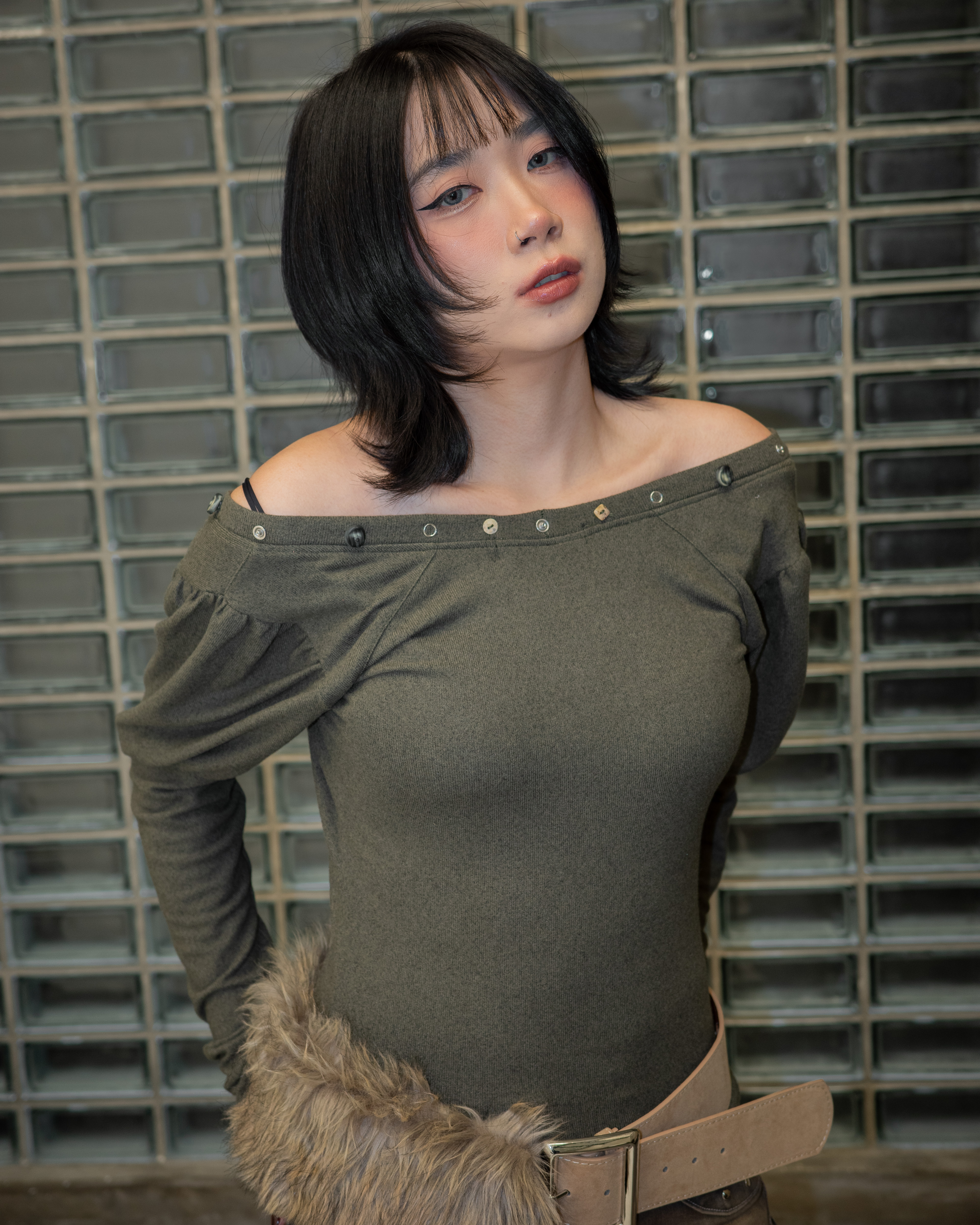 Button Puff Longsleeve Top