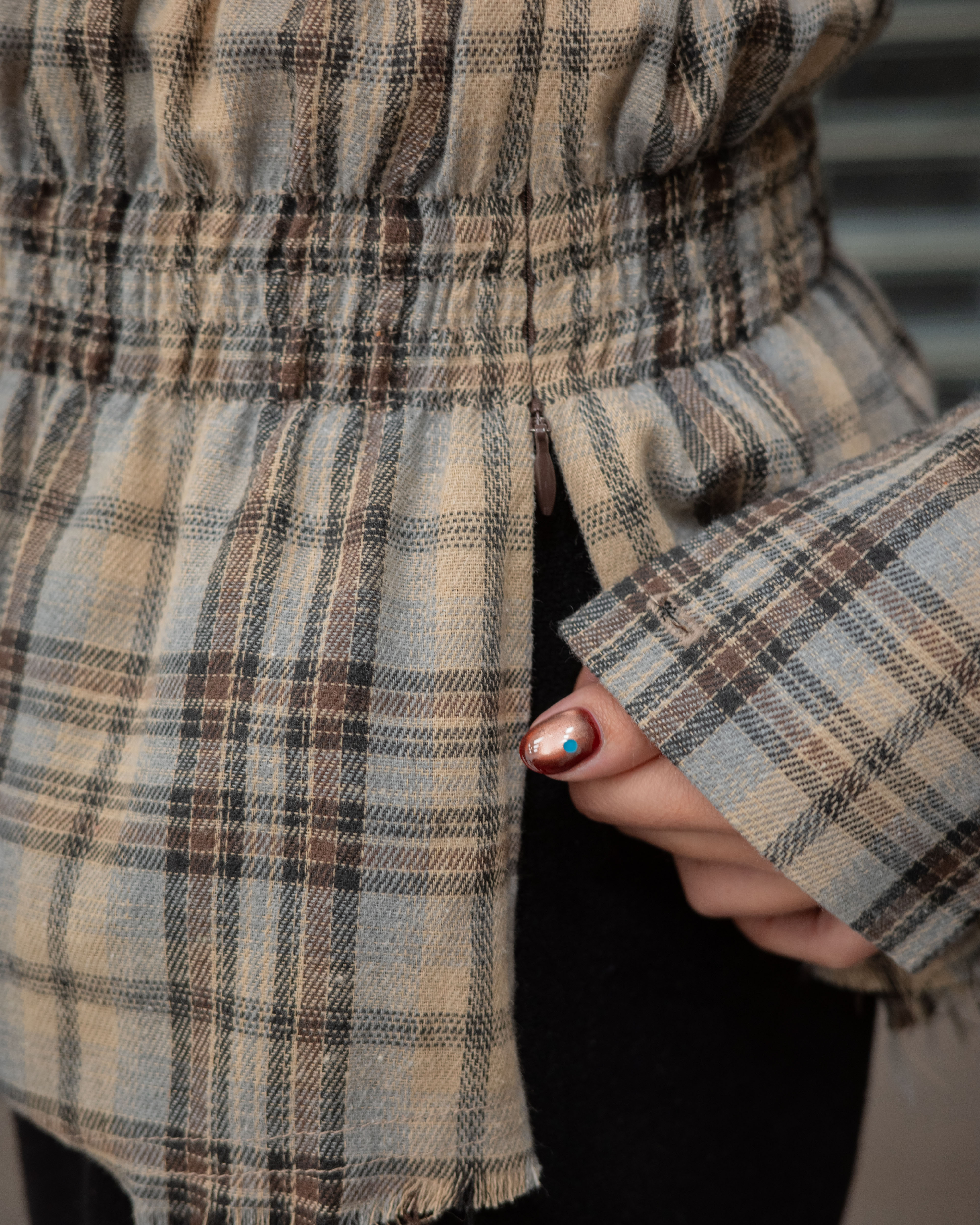 Plaid Smock Shirt with Brown Collar