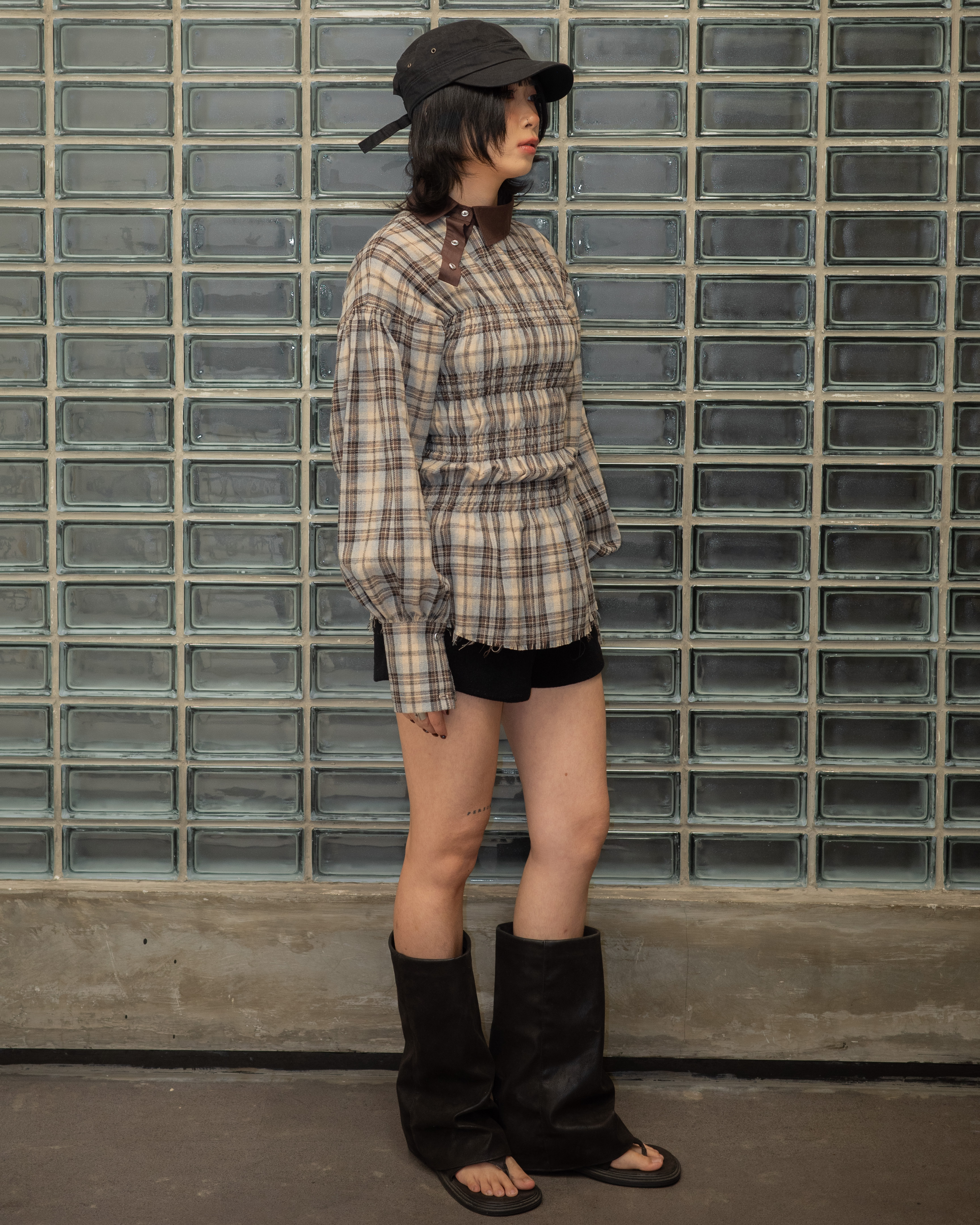Plaid Smock Shirt with Brown Collar