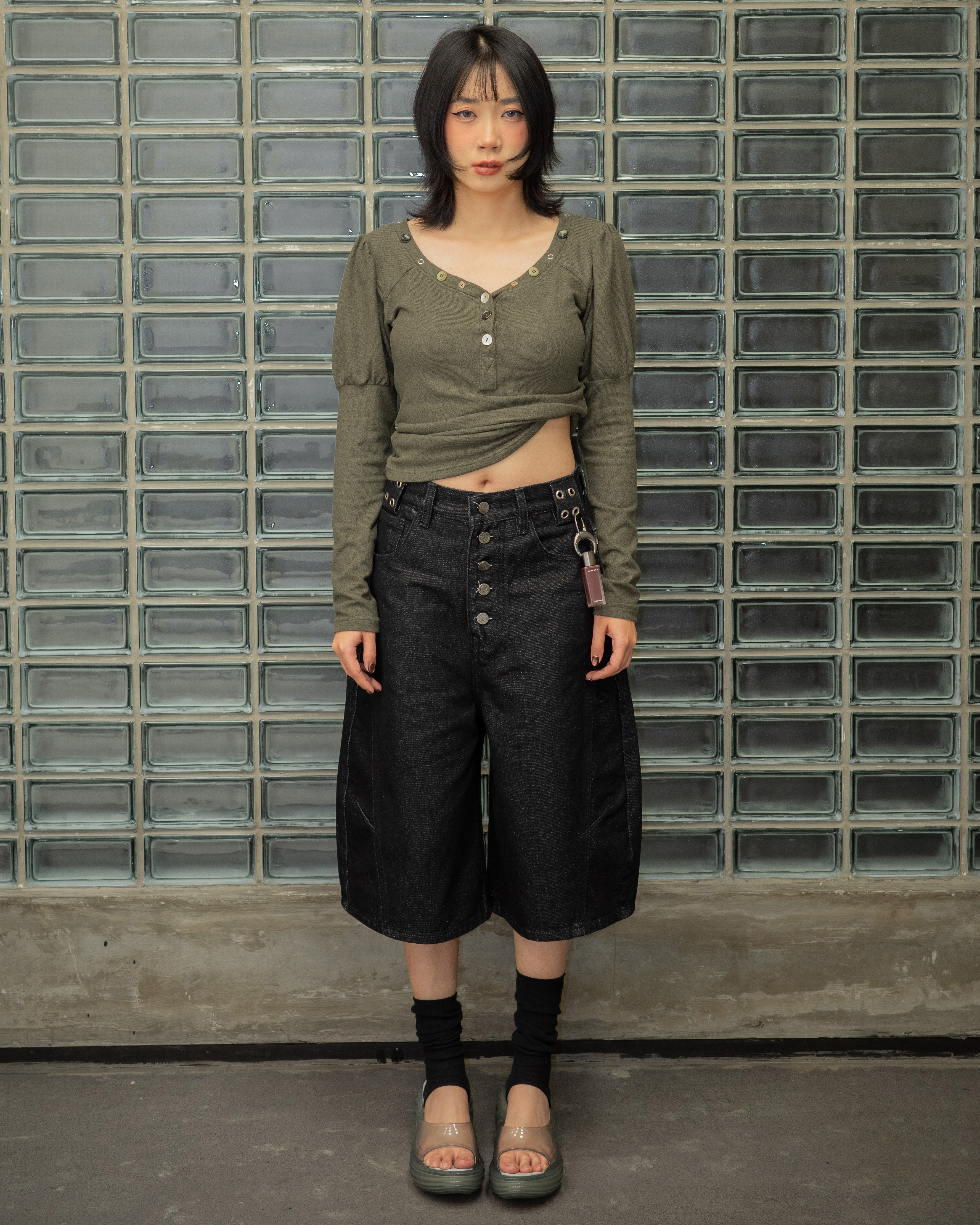 Line Up Eyelet Baggy Jorts
