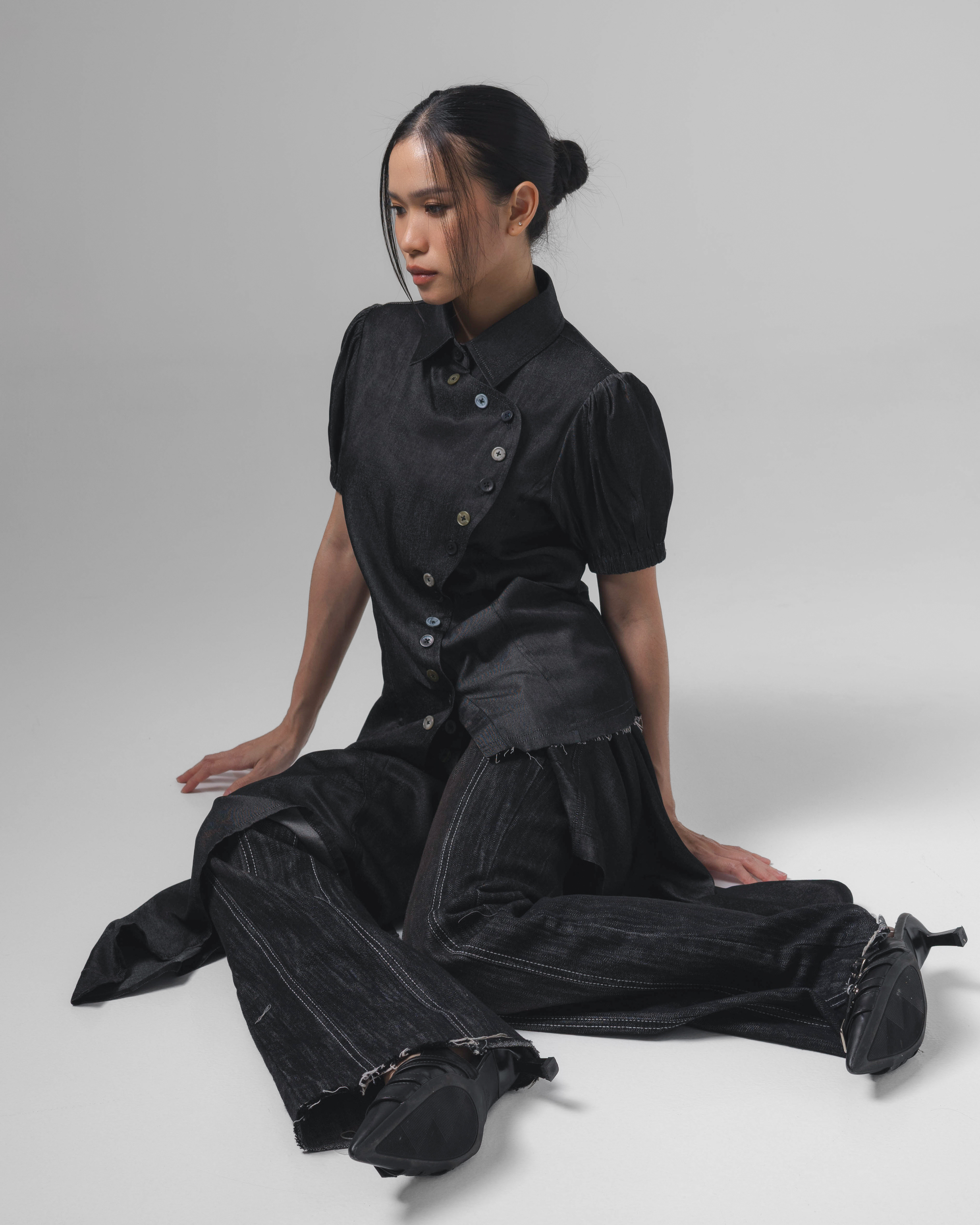 Noir Buttons Poppy Sleeve Shirt