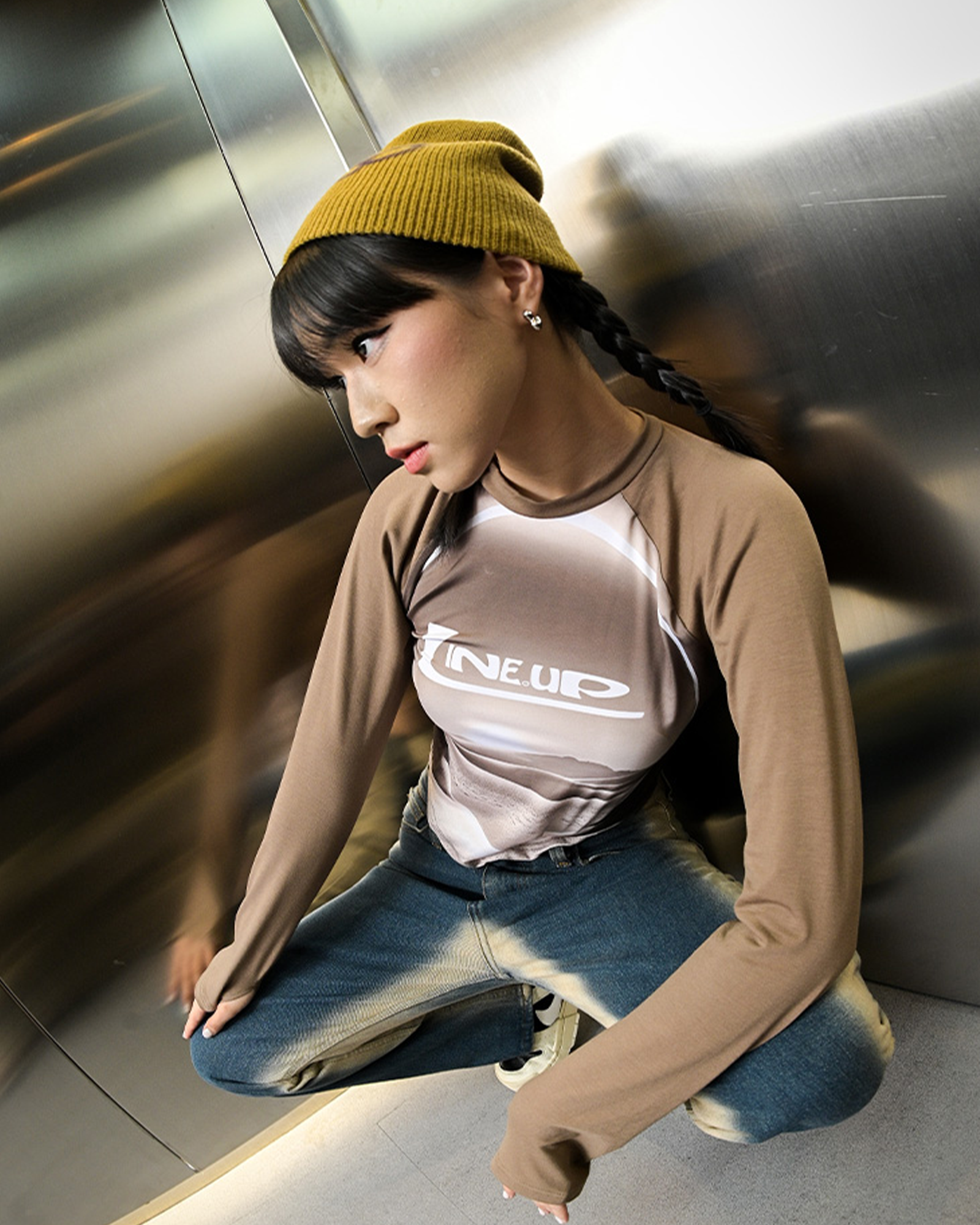 LINE UP PRINT TOP