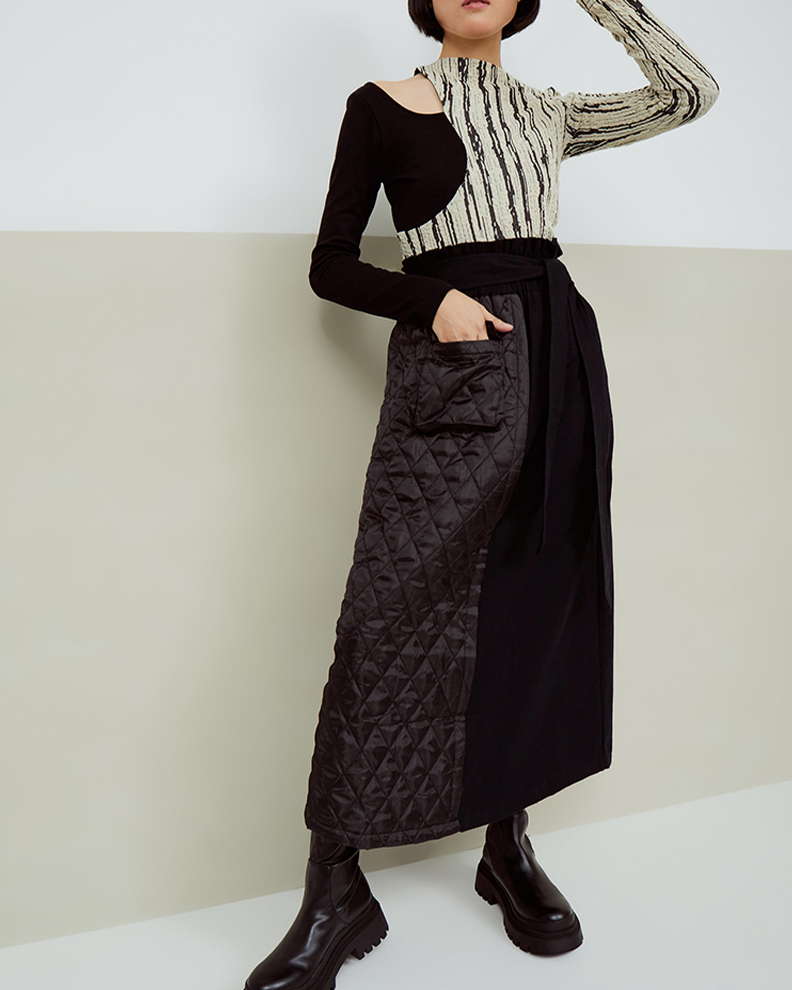 Highwaist Quilted Half Skirt