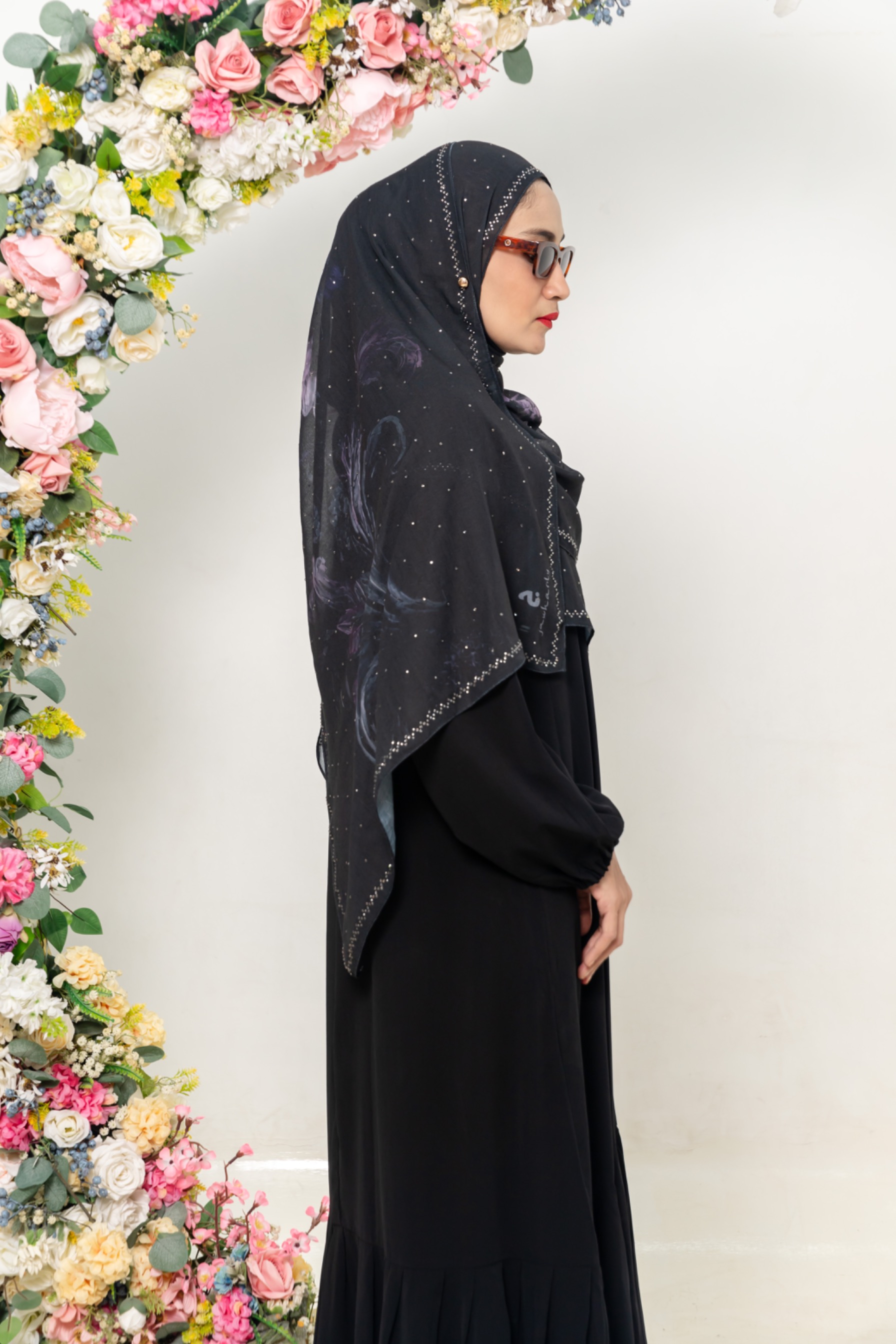 pashmina motif bloom series - black