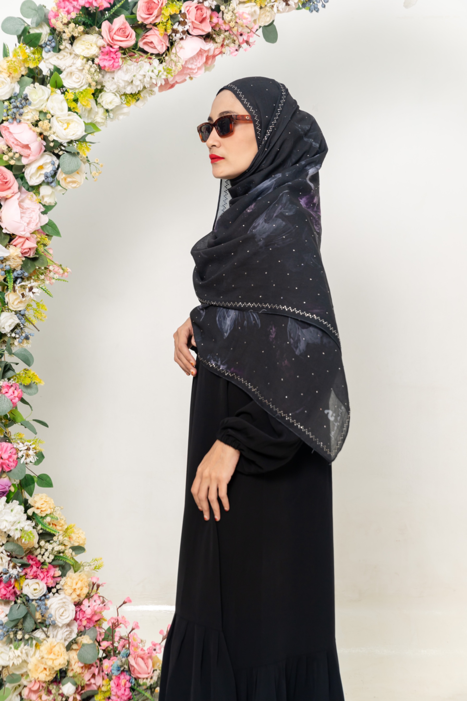 pashmina motif bloom series - black