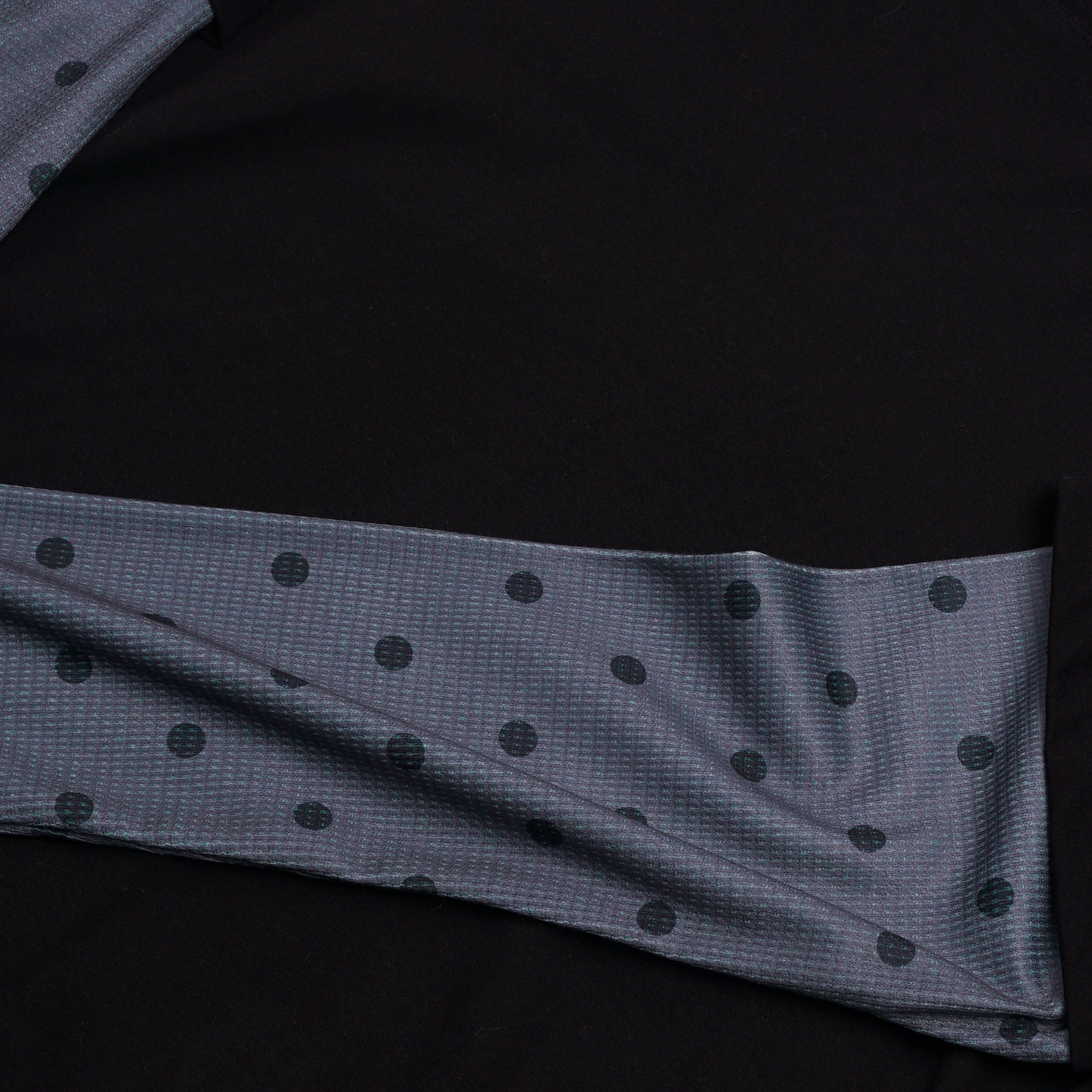 SCATTERED LAYERED POLKA WAFFLE LONG SLEEVE BLACK