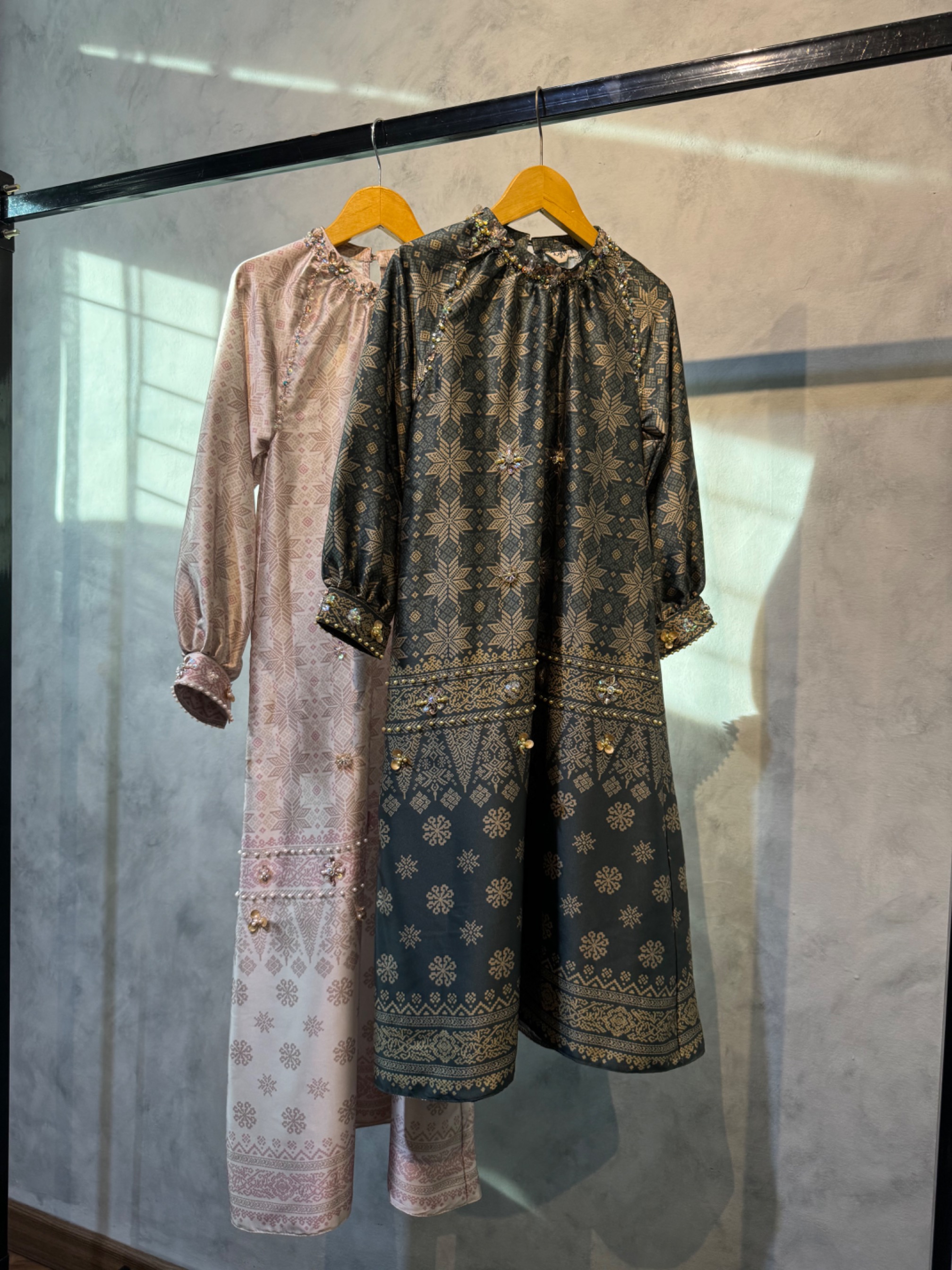 Raya dress kids (sz 2 - 6)