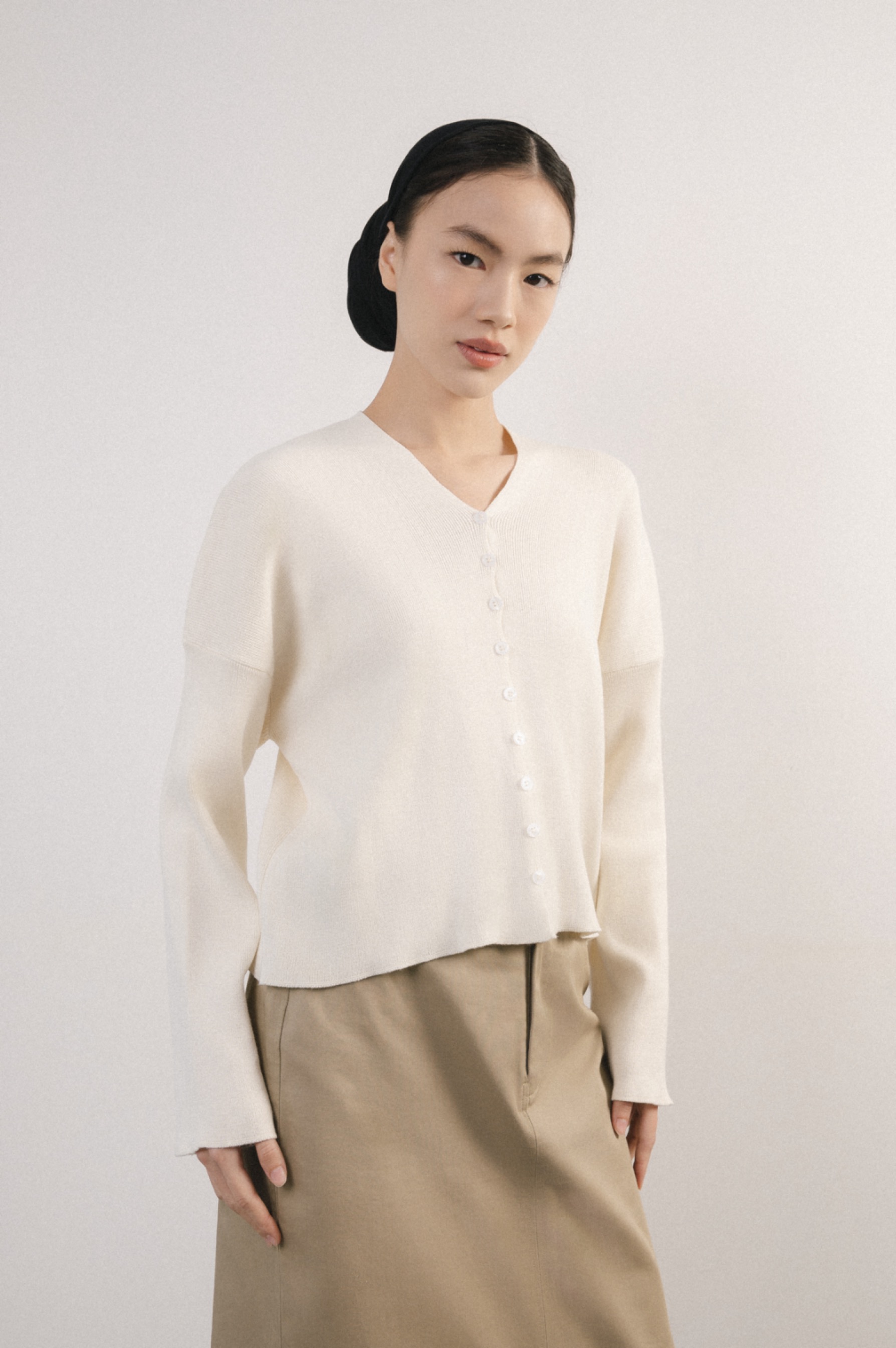 Sola Cardigan White 