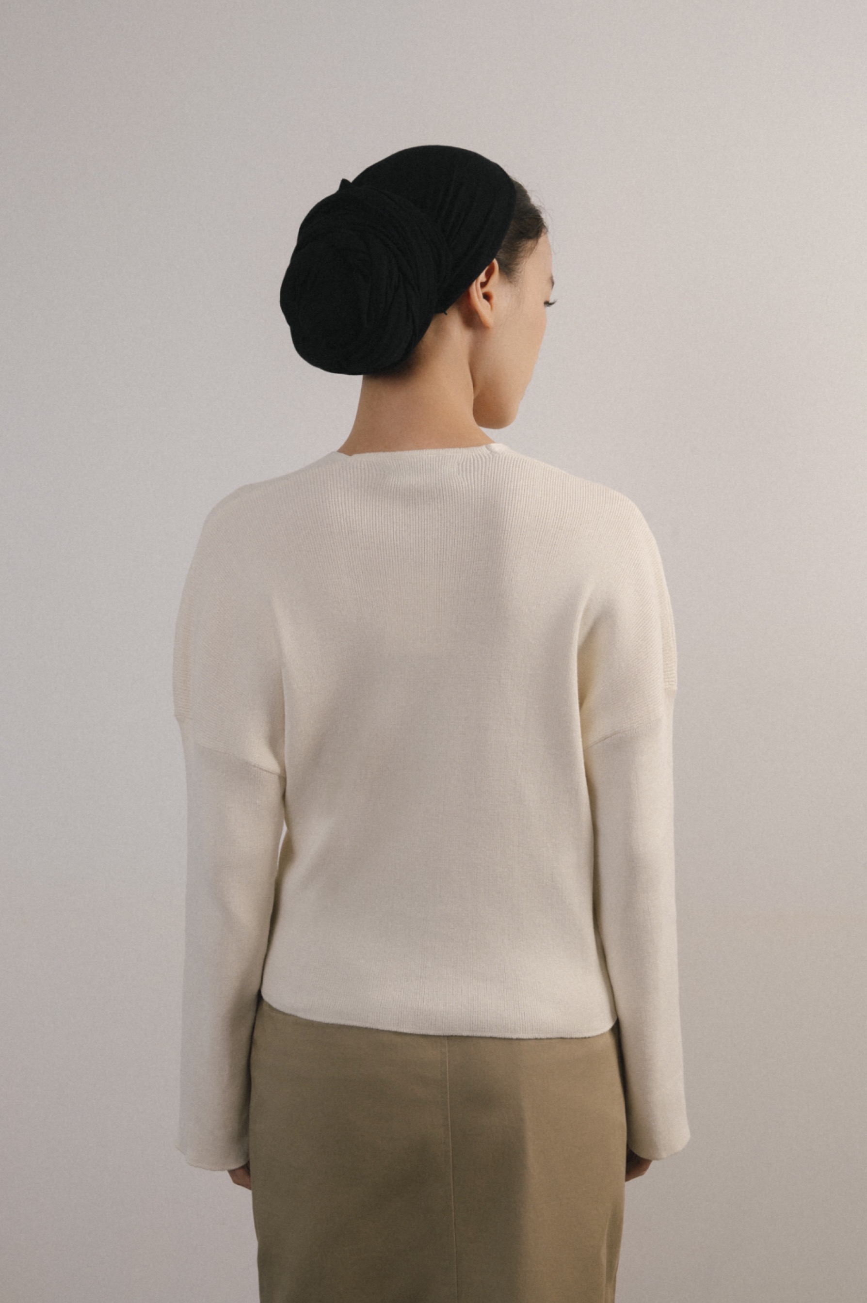 Sola Cardigan White 