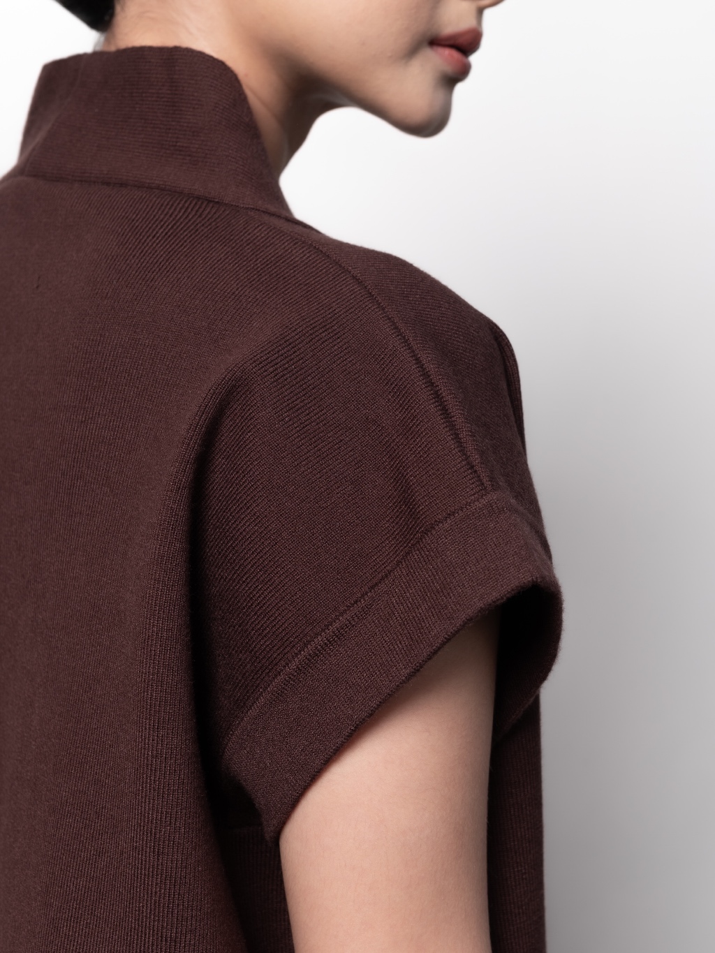 Mona Vest Brown