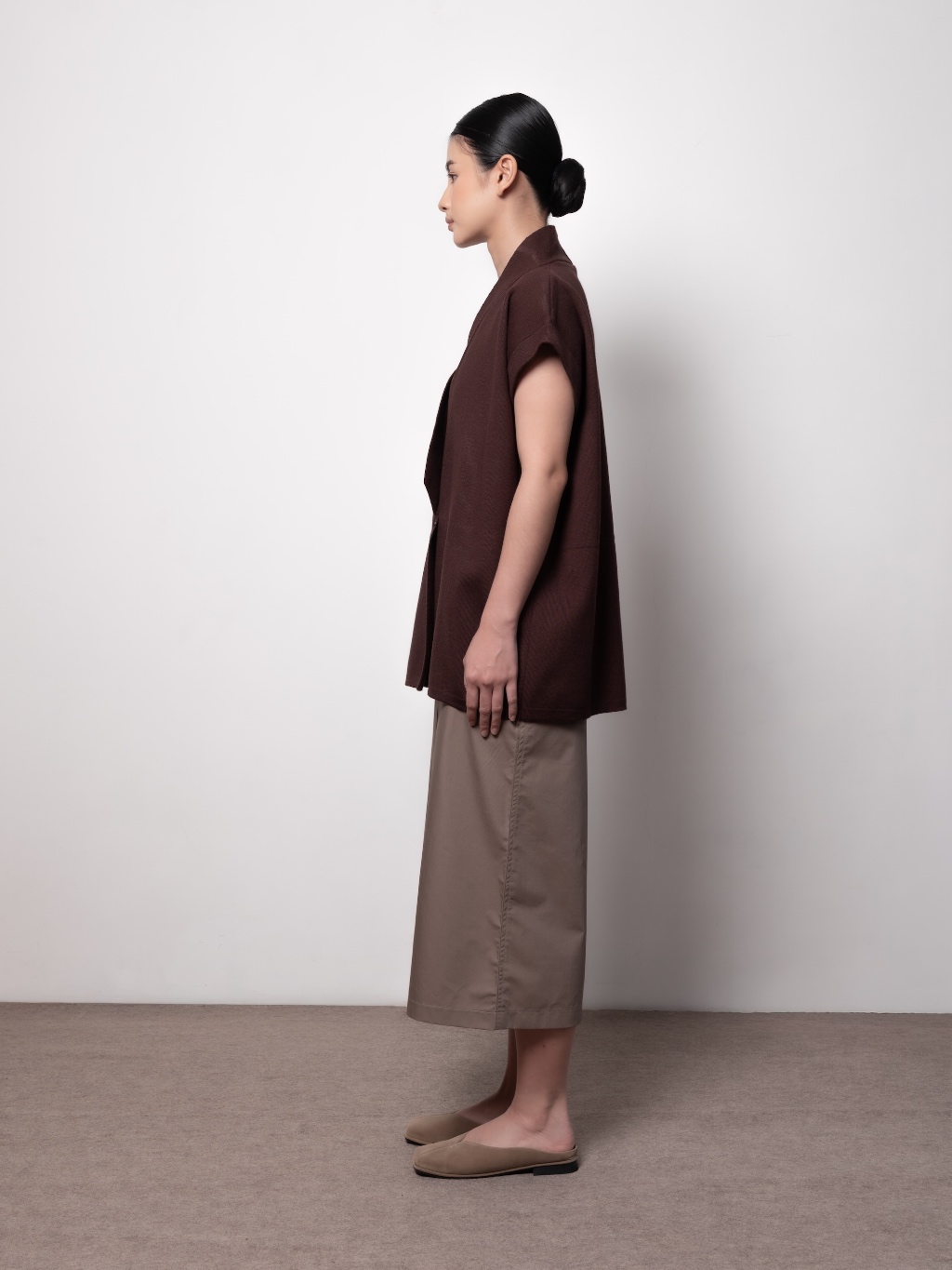 Mona Vest Brown