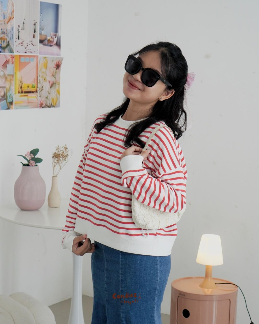 YOONA Oversized Sweater Crop | Red Milky