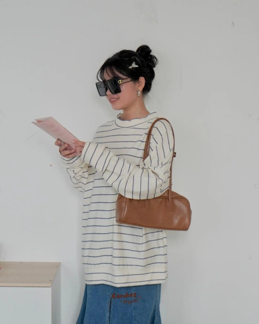 Image of [DEFECT MAYOR] KALA Oversized Sweatshirt
