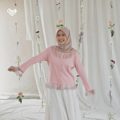 Image of NAMA Lace Knit Top | Baby Pink