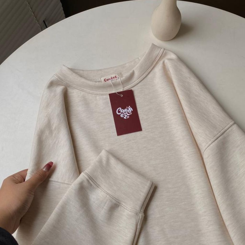 YOONA Oversized Sweater Crop | Nude Oreo