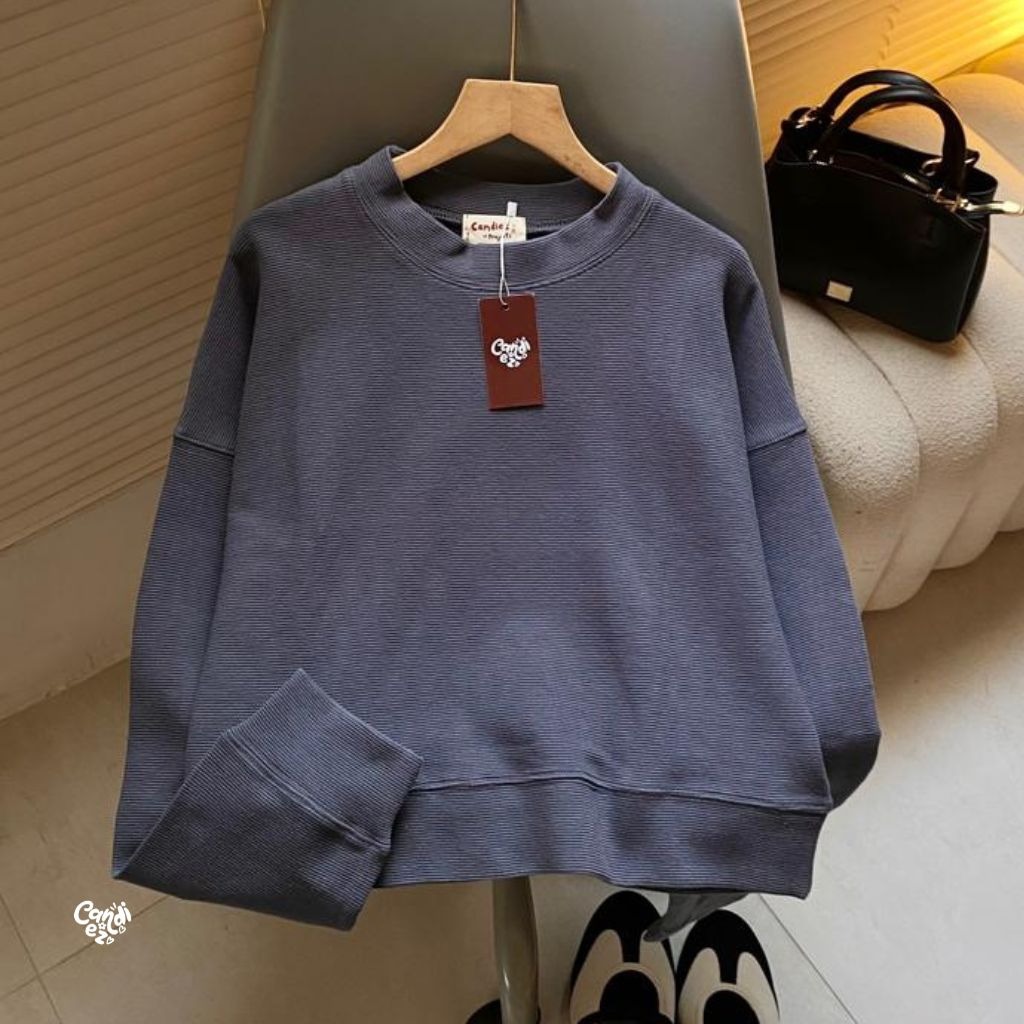 YOONA Oversized Sweater Crop | Dark Denim