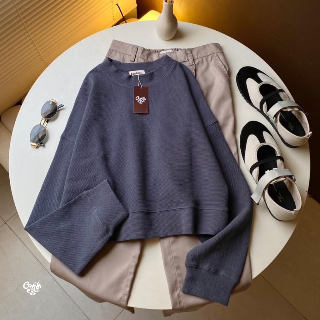 YOONA Oversized Sweater Crop | Dark Denim