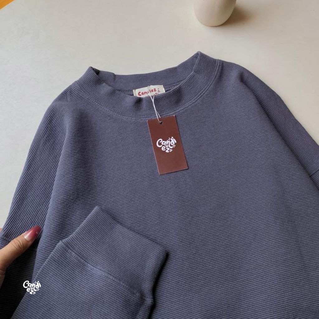 YOONA Oversized Sweater Crop | Dark Denim
