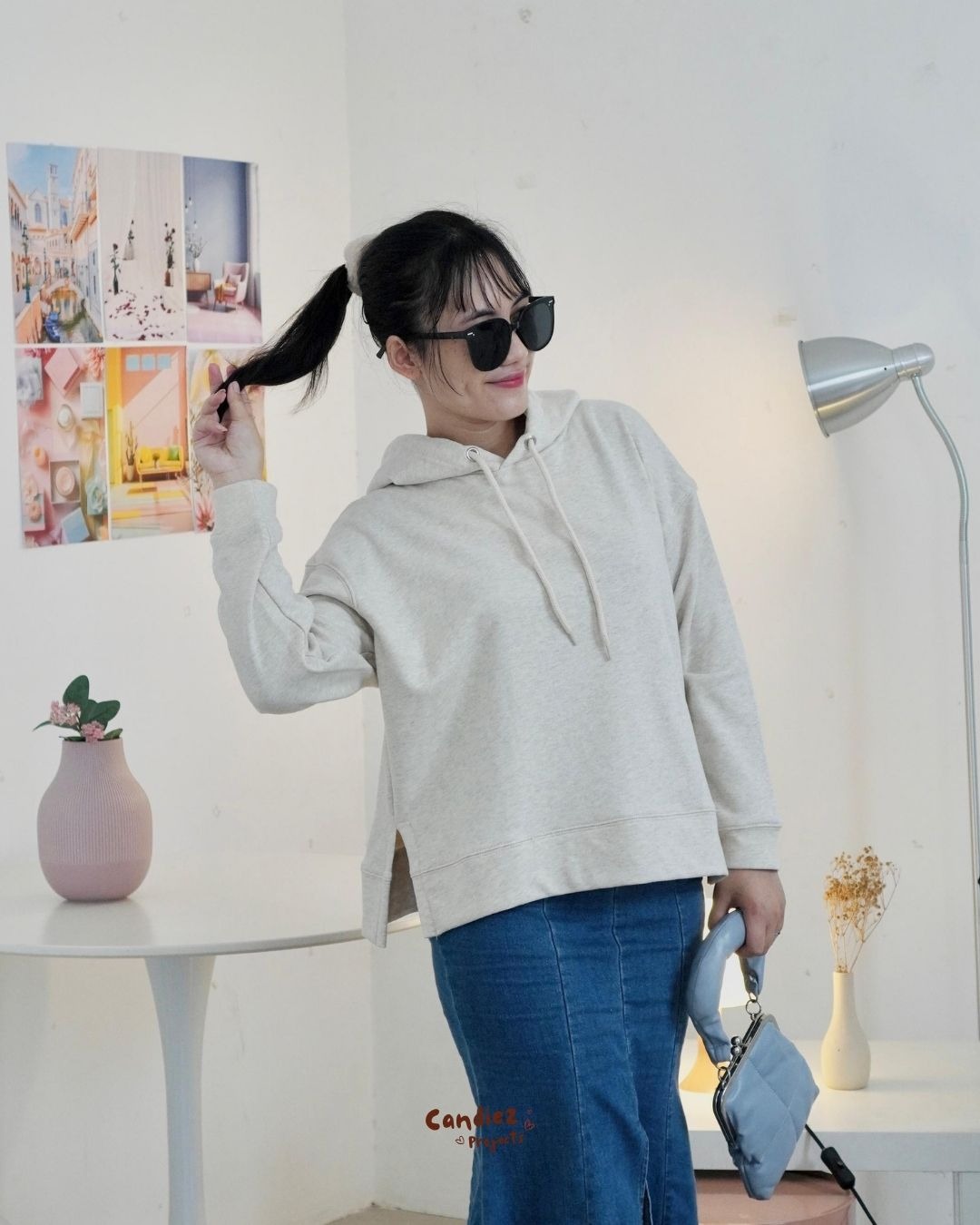 JENNIE Oversized Slit Hoodie | Creamy Oreo