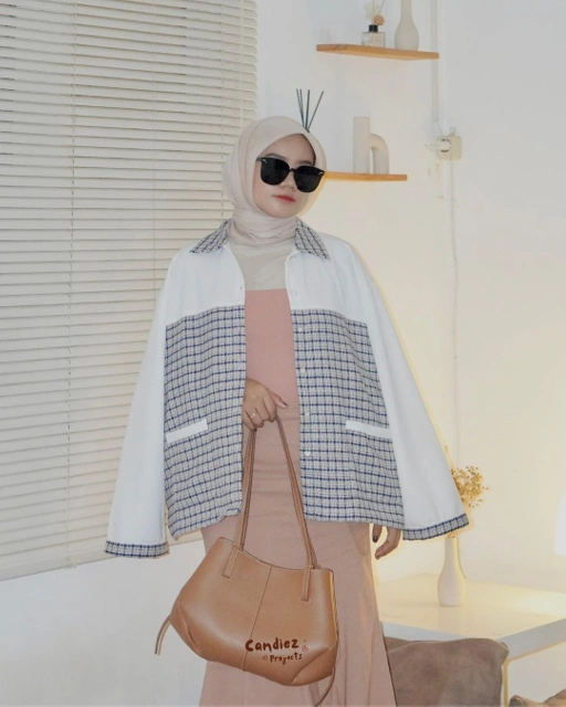 Image of JOYA Premium Tweed Blazer | White Navy