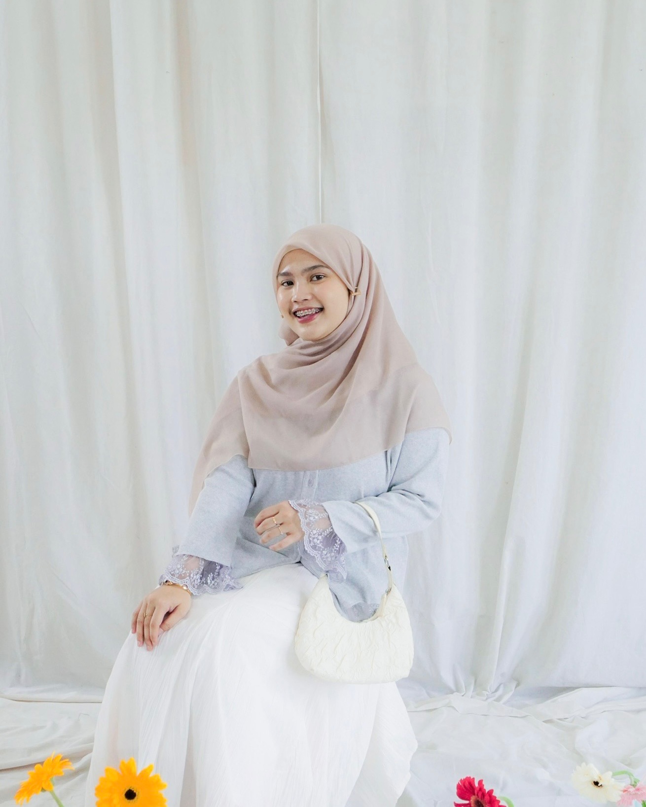 NAMA Lace Knit Top | Light Grey | CANDIEZ ID x nabilamnddd