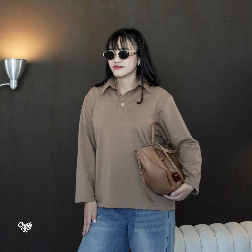 KANA Polo Oversized Sweatshirt | Biscuit