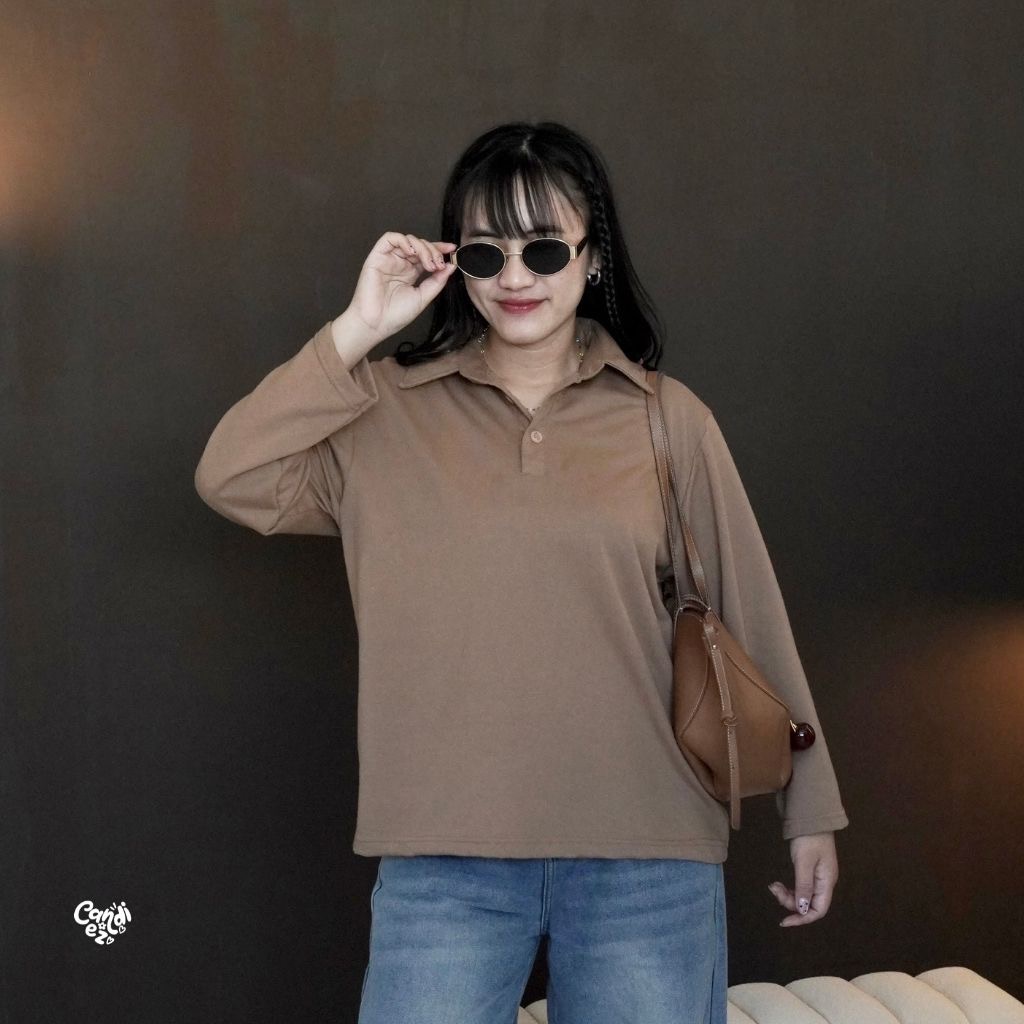 KANA Polo Oversized Sweatshirt | Biscuit