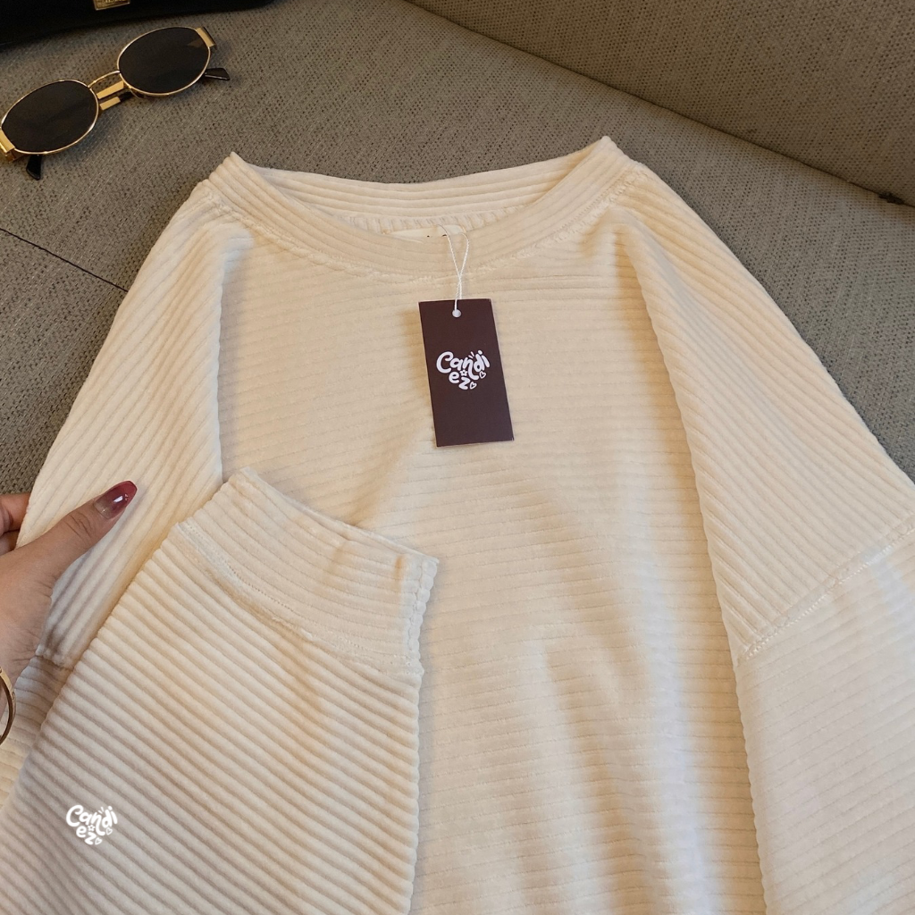 JIHOO Super Oversized Sweater | Cream Texture