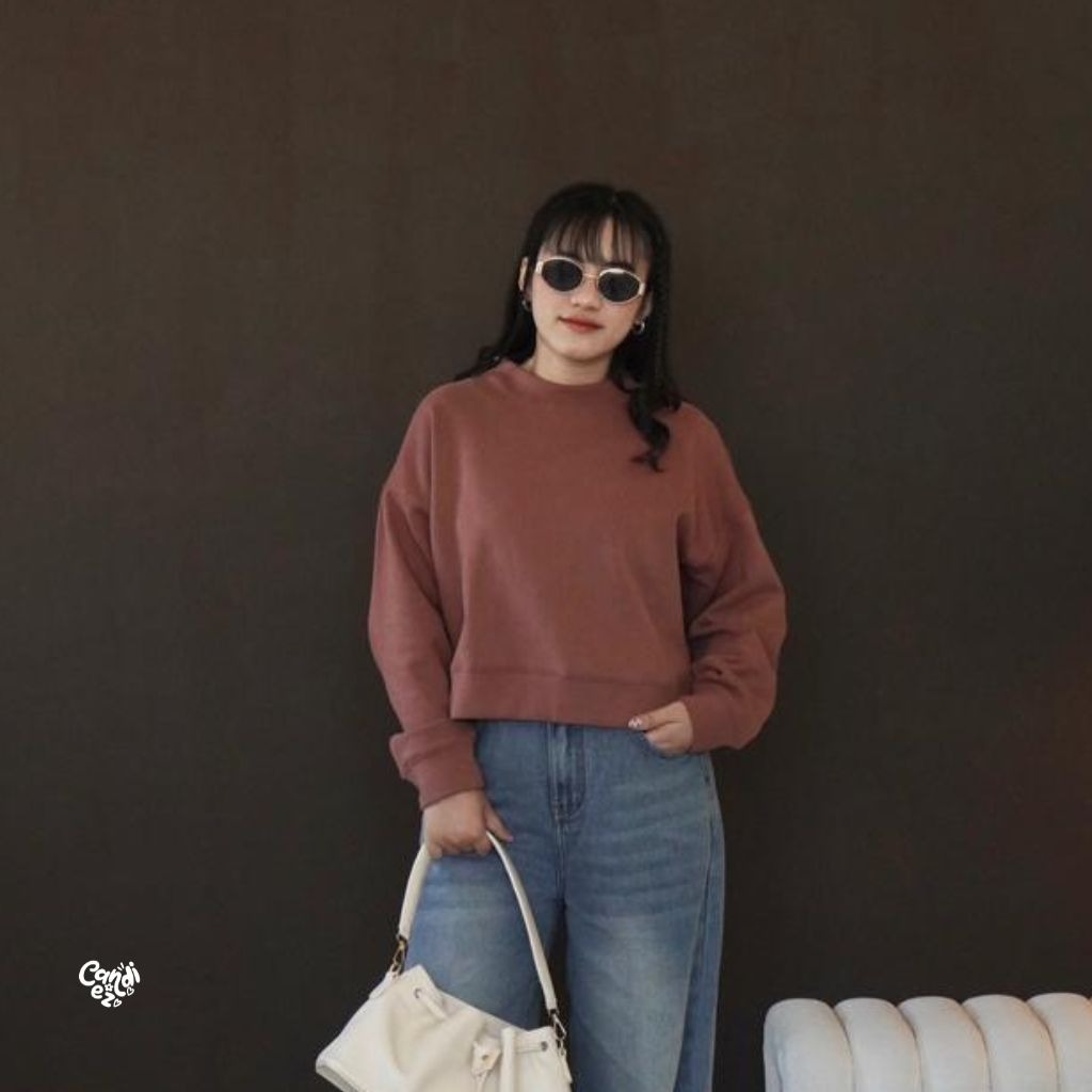 YOONA Oversized Sweater Crop | Mahogany