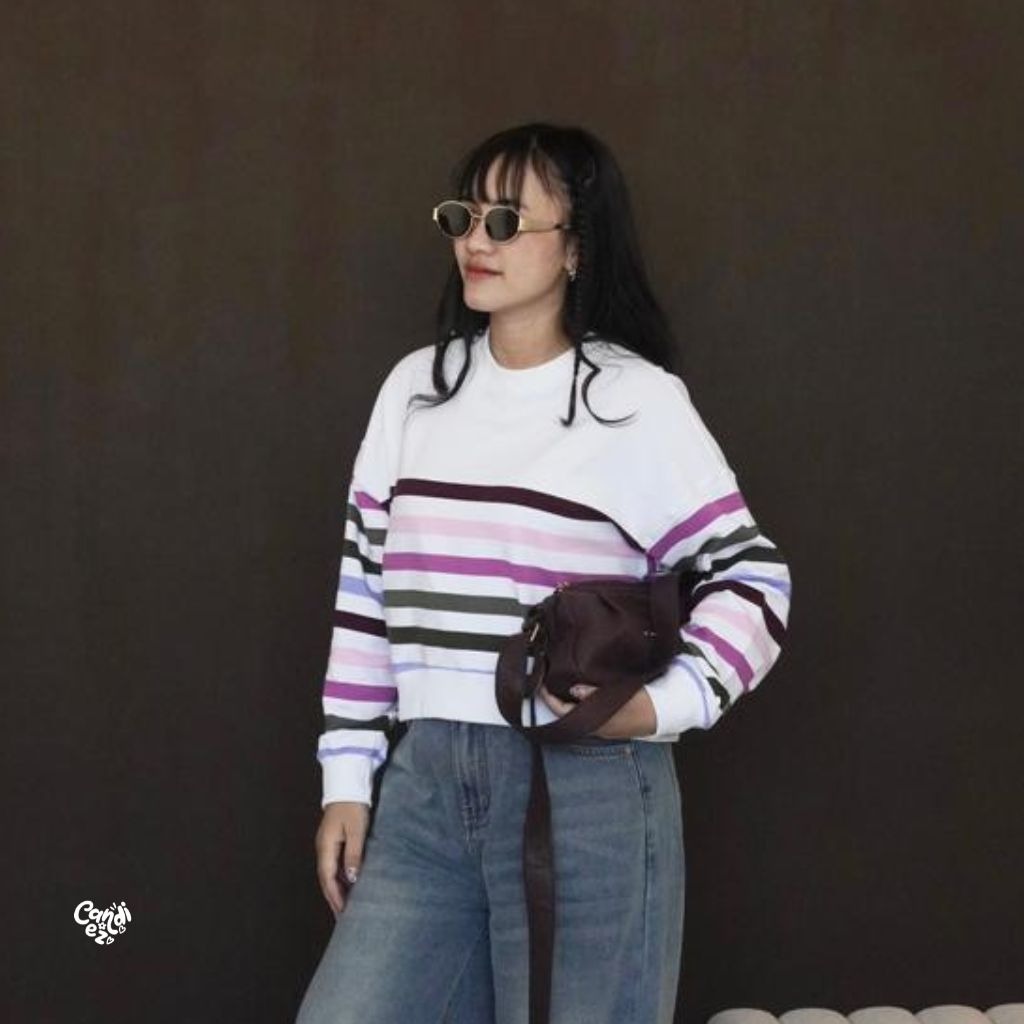 YOONA Oversized Sweater Crop | White Rainbow