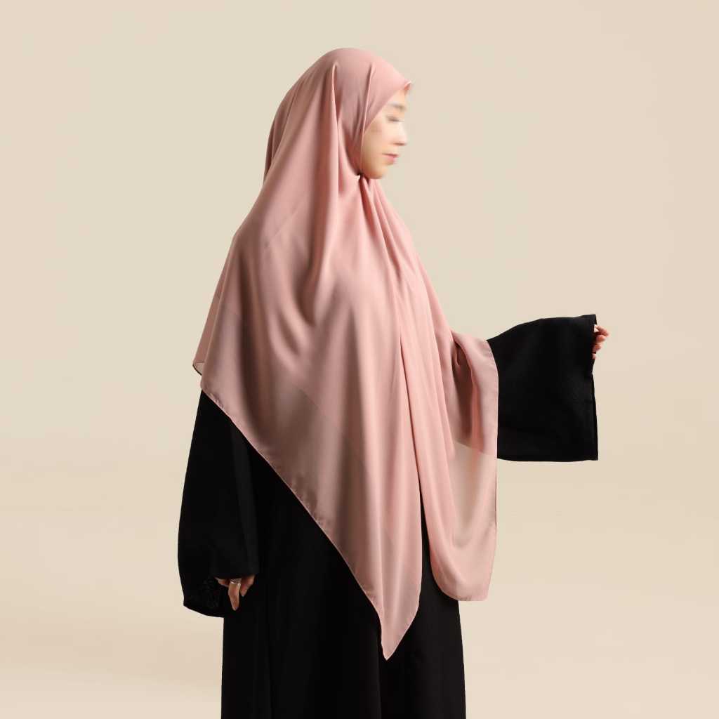 Nehhat Rafah Slip On