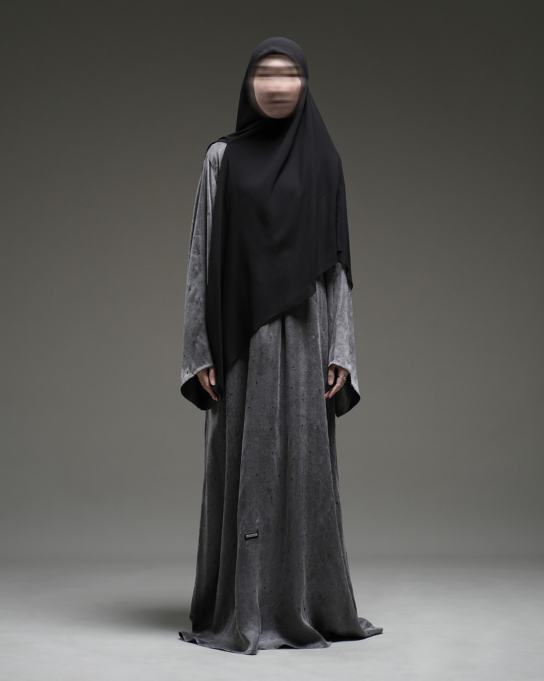 La Lustre Frosty Black Pearl Abaya